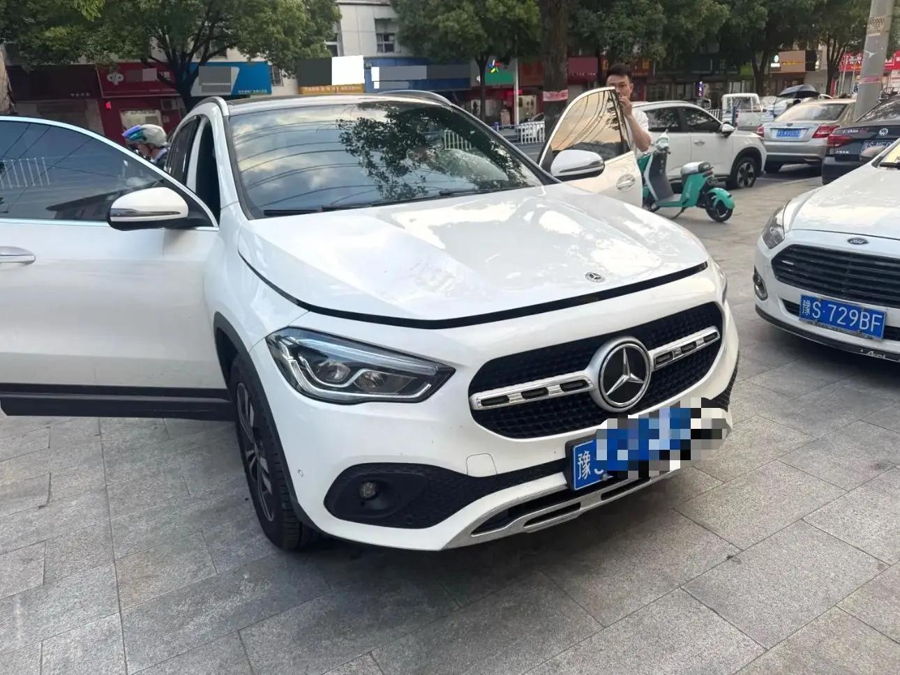 Mercedes Benz GLA 2020 GLA 200 4