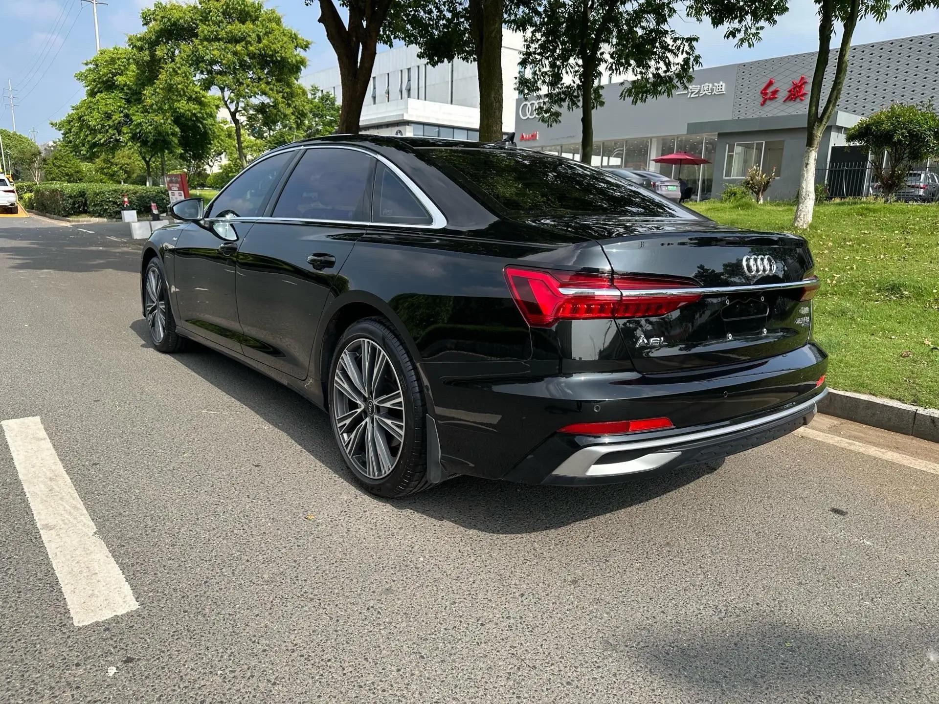 Audi 2024 A6L 2.0TFSI 45TFSI Quattro Prestige Dynamic Edition Automatic 3