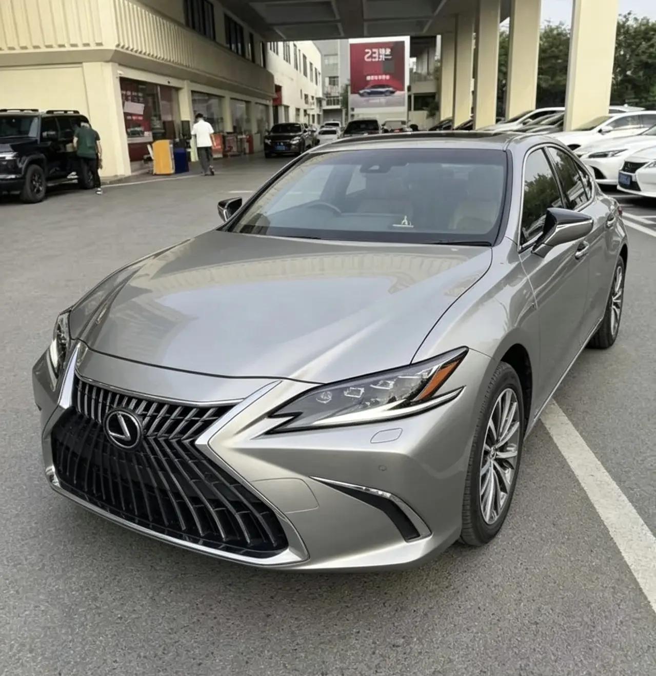 Lexus ES 2022 300h Premium Edition