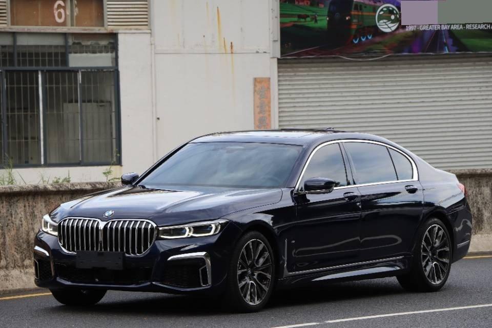 BMW 7 Series 2021 740Li xDrive Administrative M Sports Suit