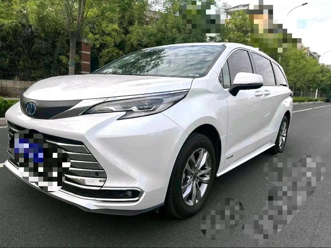 Toyota 2024 Sienna 2.5 CVT Comfort Edition Automatic