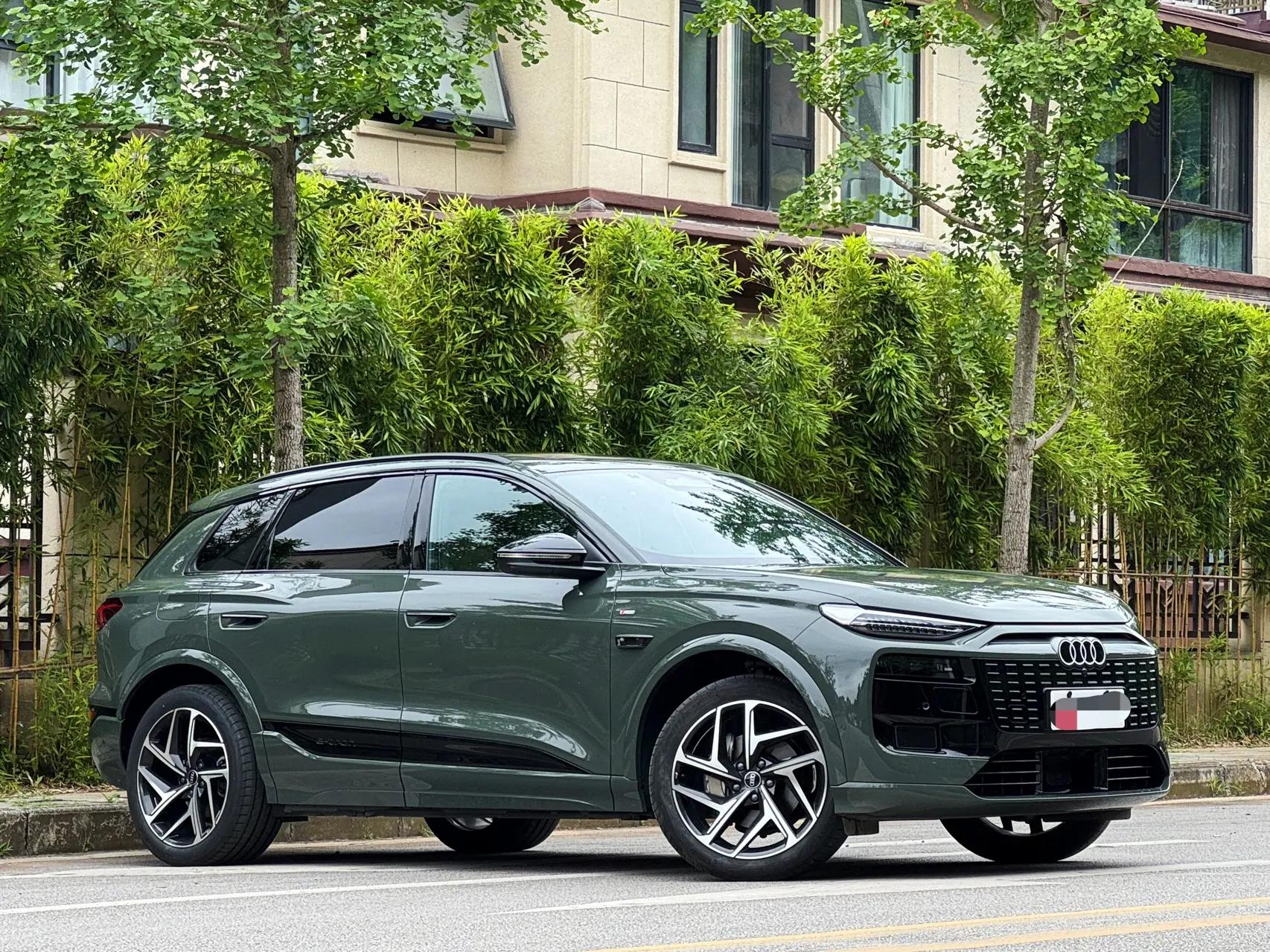 Audi 2025 Q6L e-tron Starter Pilot Edition Automatic Gear 3