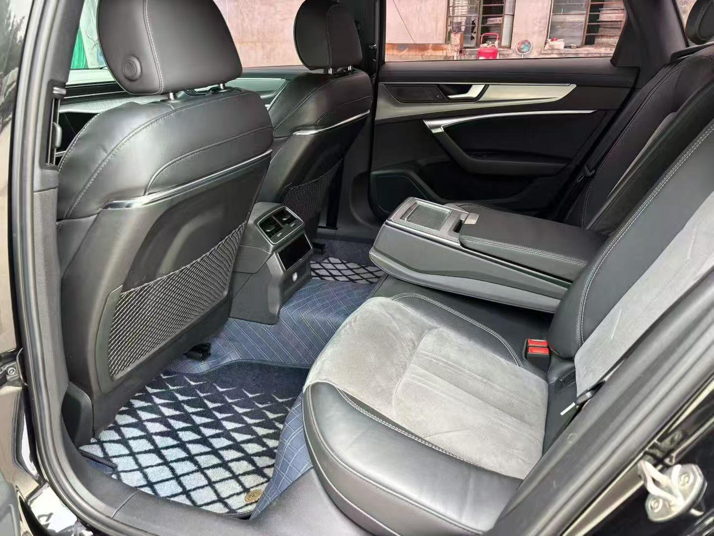 Audi A6L 2022 45 TFSI Selected Dynamic Type 9