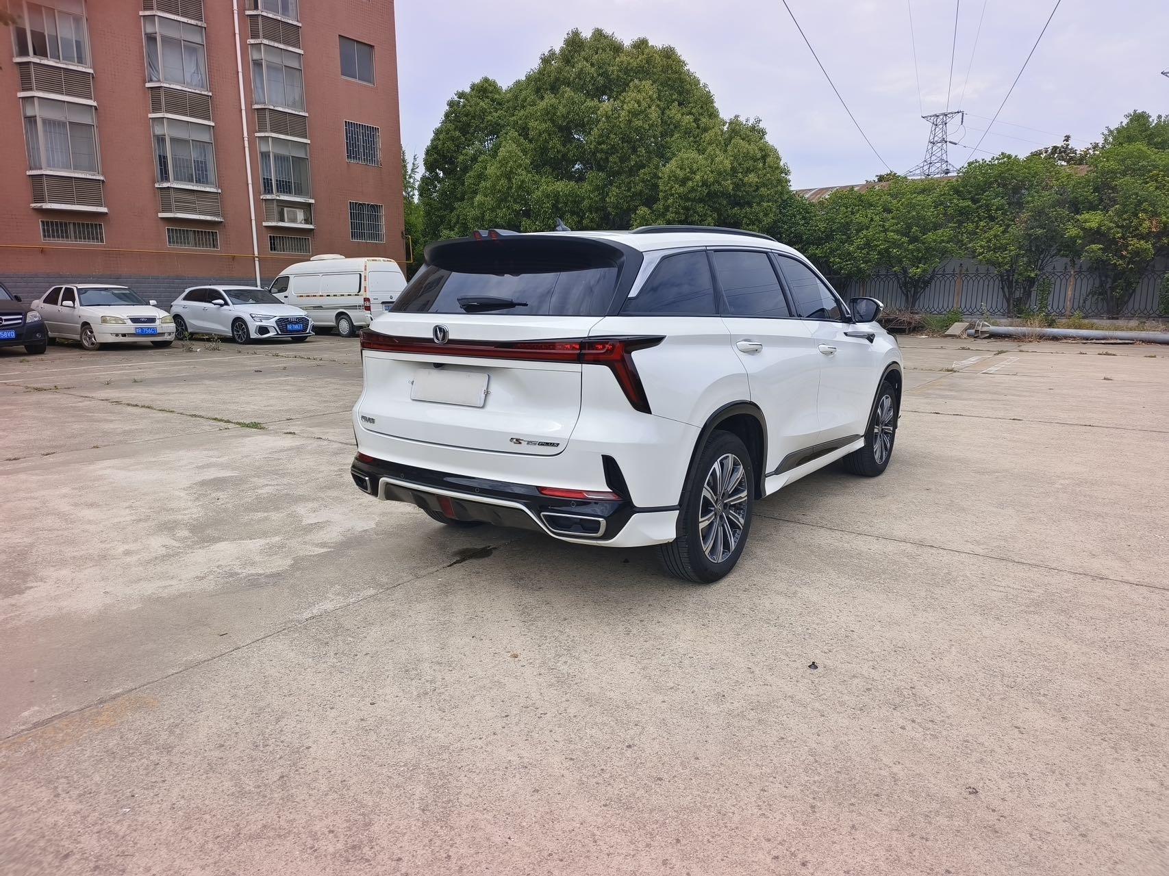 ChangAn 2023 CS75 PLUS 1.5T Pilot Automatic Gear 5