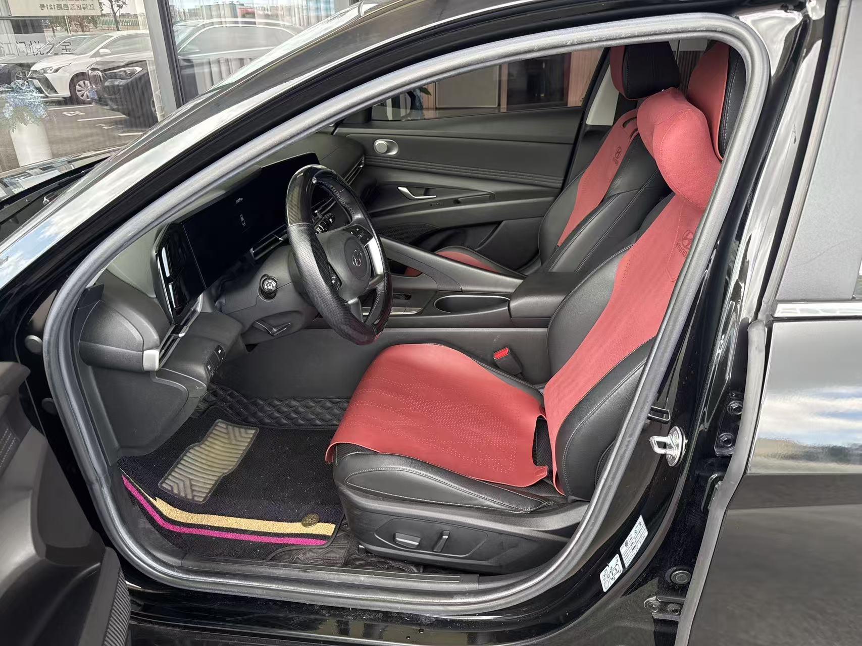 Elantra 2021 1.5L CVT LUX Prestige Edition 2
