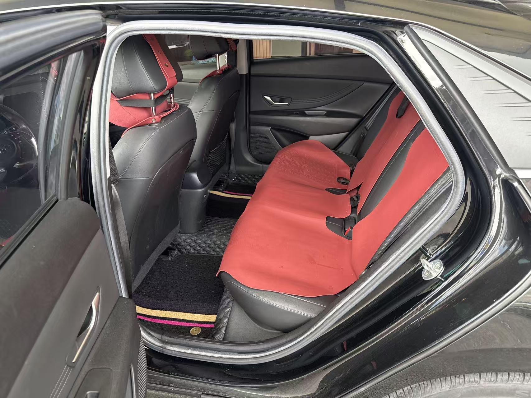Elantra 2021 1.5L CVT LUX Prestige Edition 3