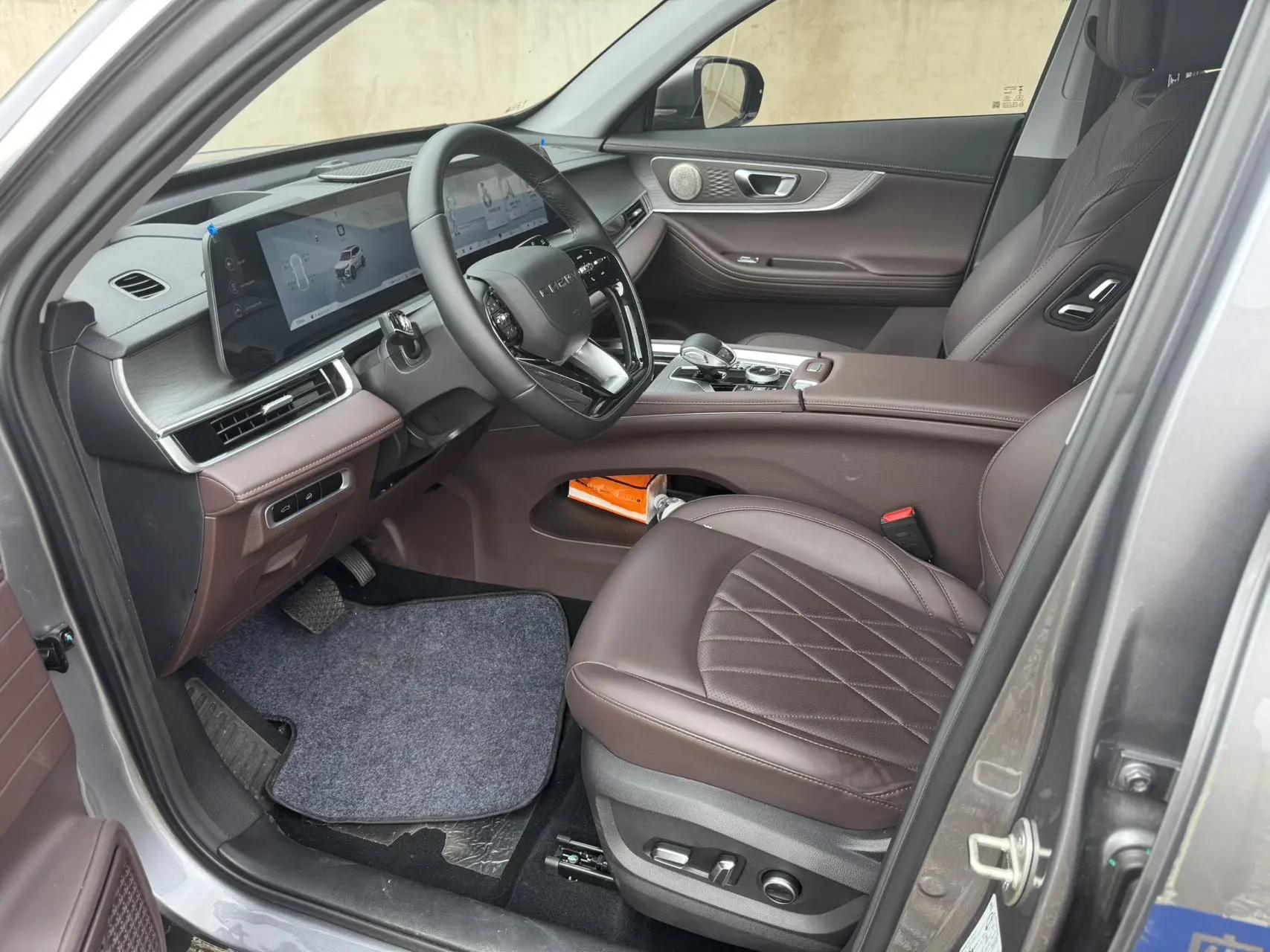 Chery 2025 Ruihu 8 PRO 1.6T 290T Two-Drive Premium Edition Automatic Gear 2