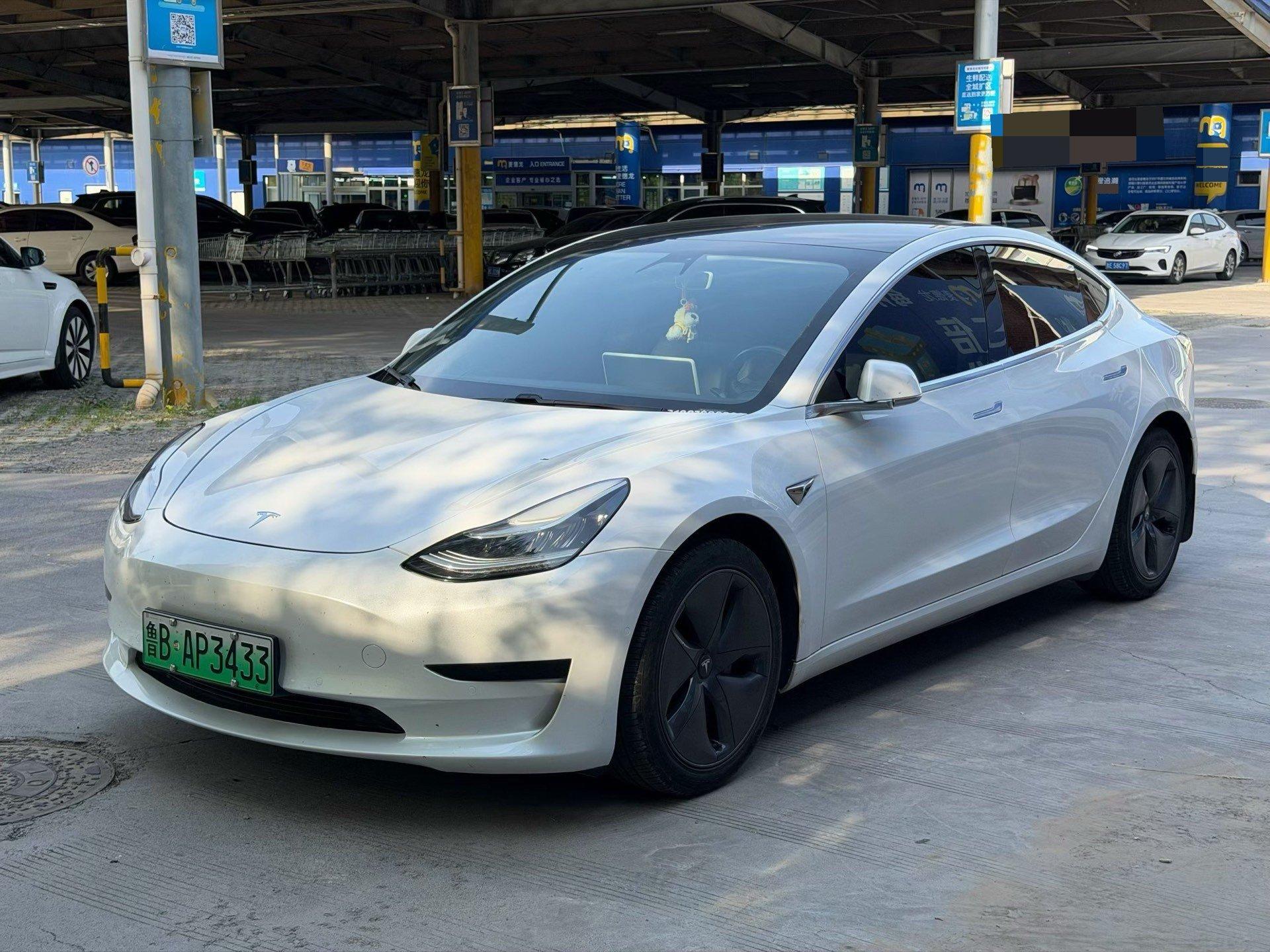 Model 3 2020 model modified long-range rear-wheel drive version