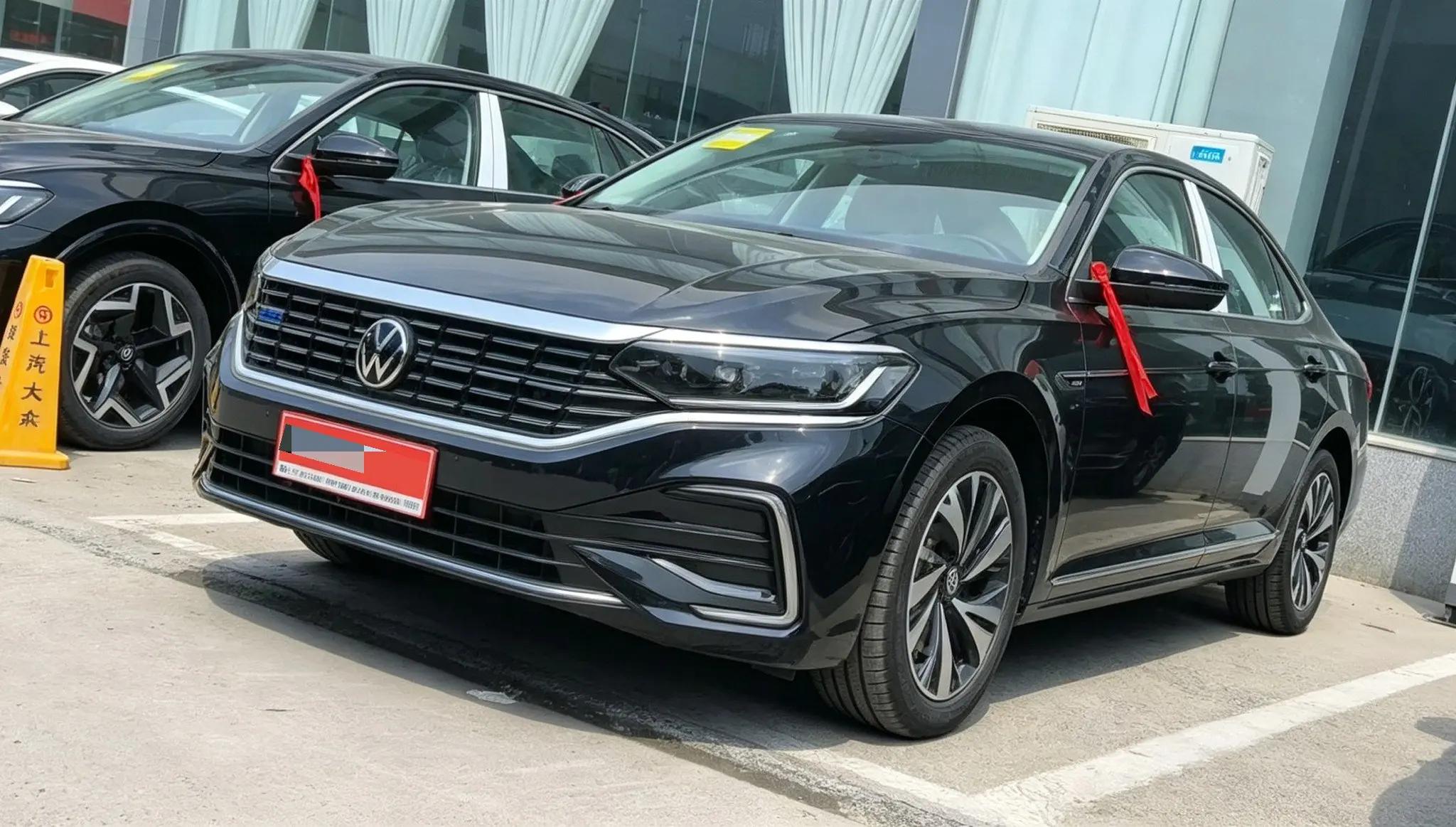 Volkswagen 2025 Passat PHEV 1.4T 430 Business Edition Automatic Gear