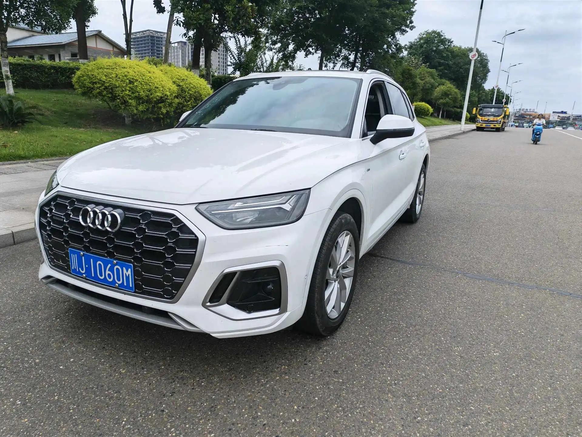 Audi Q5L 2022 40T luxury dynamic