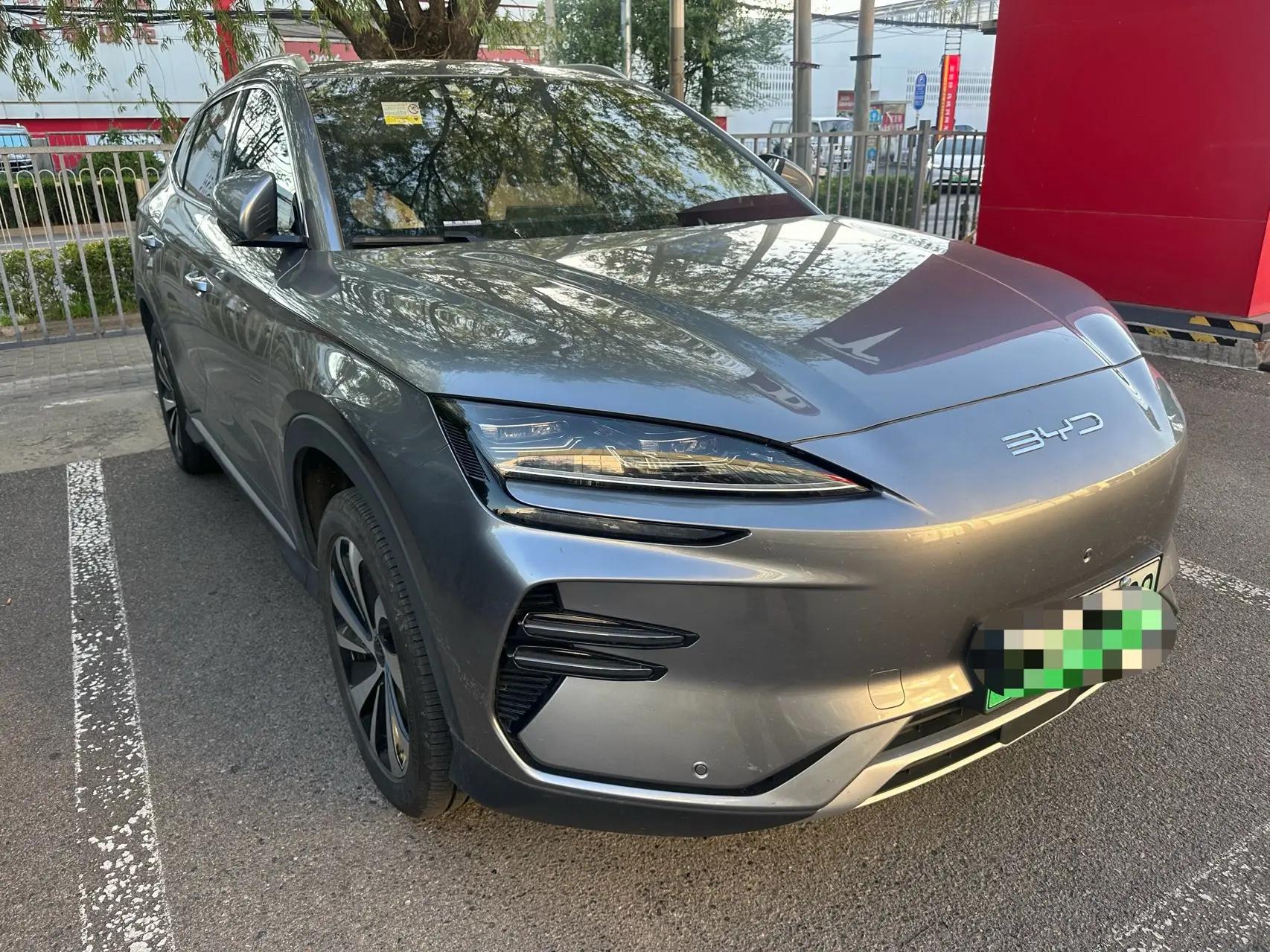 比亚迪 宋PLUS新能源 2023款 宋PLUS EV 冠军版 520KM 尊贵型 自动挡 2