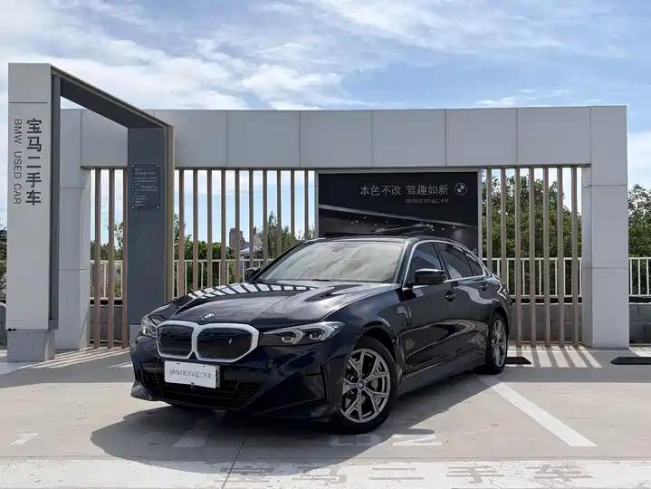 BMW i3 2022 model eDrive 35 L