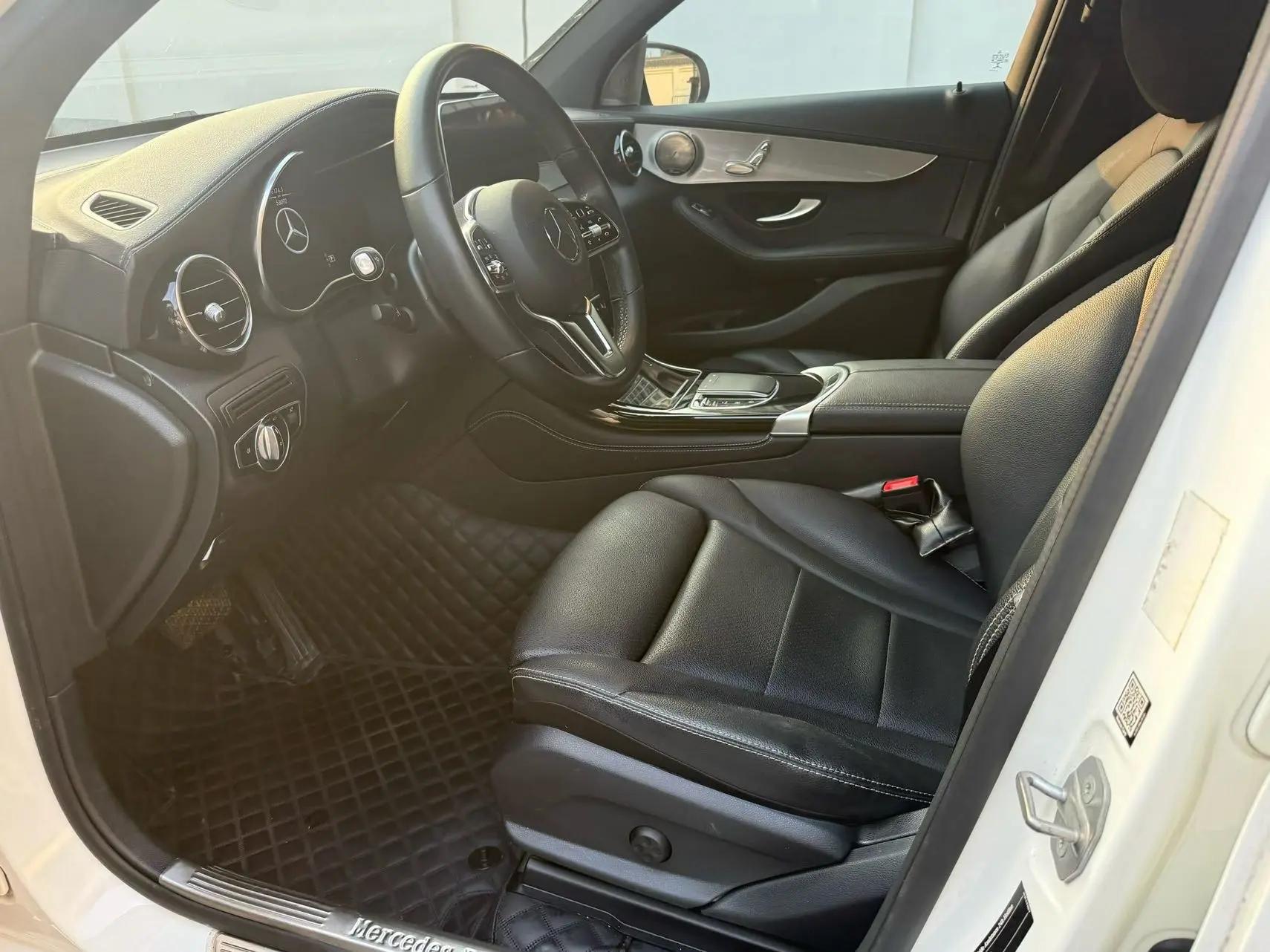 Mercedes Benz GLC Coupe 2020 GLC 260 4MATIC Coupe SUV 8