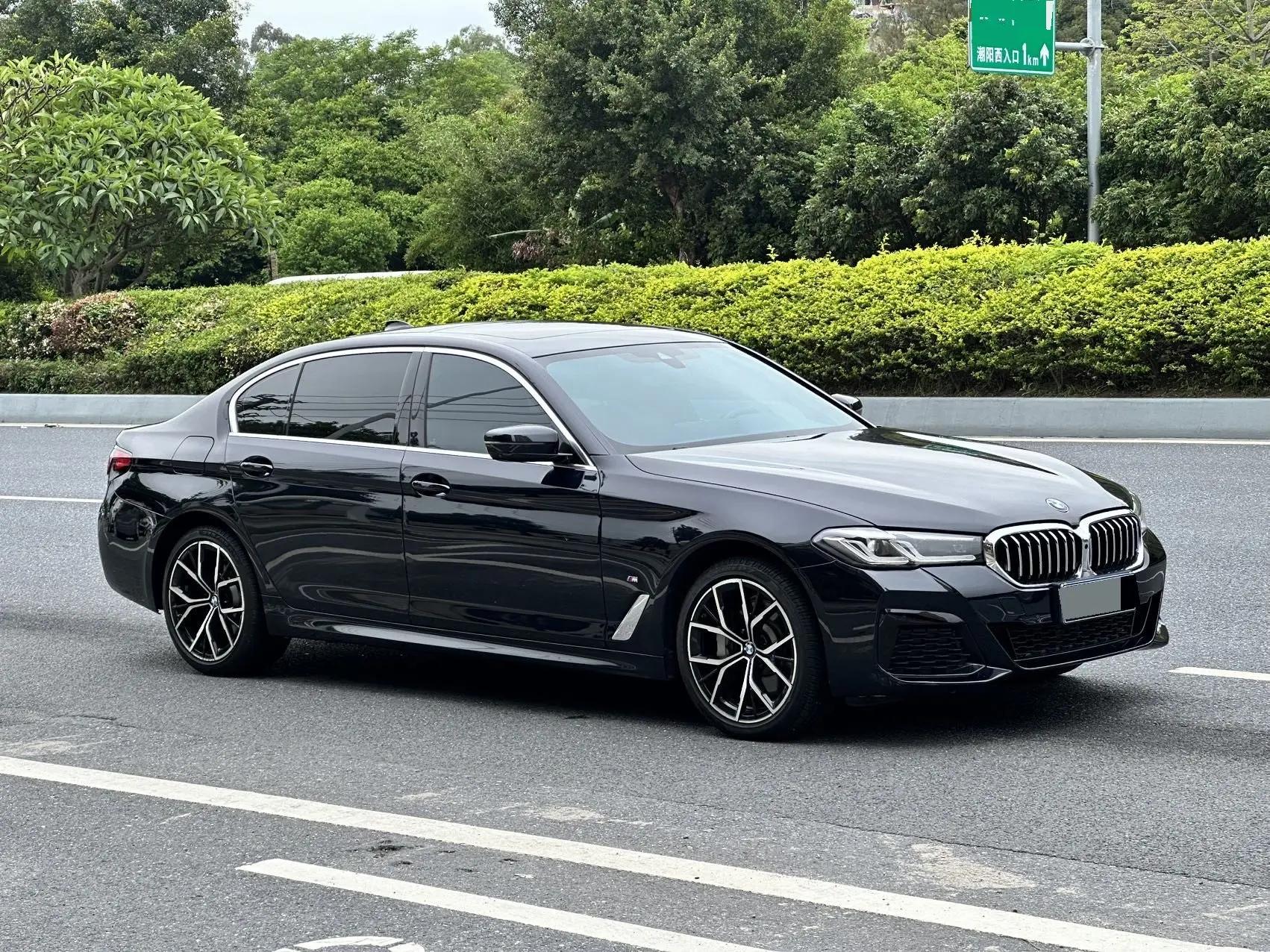 BMW 5 Series 2022 Modified 530Li Exclusive M Sports Suit 3