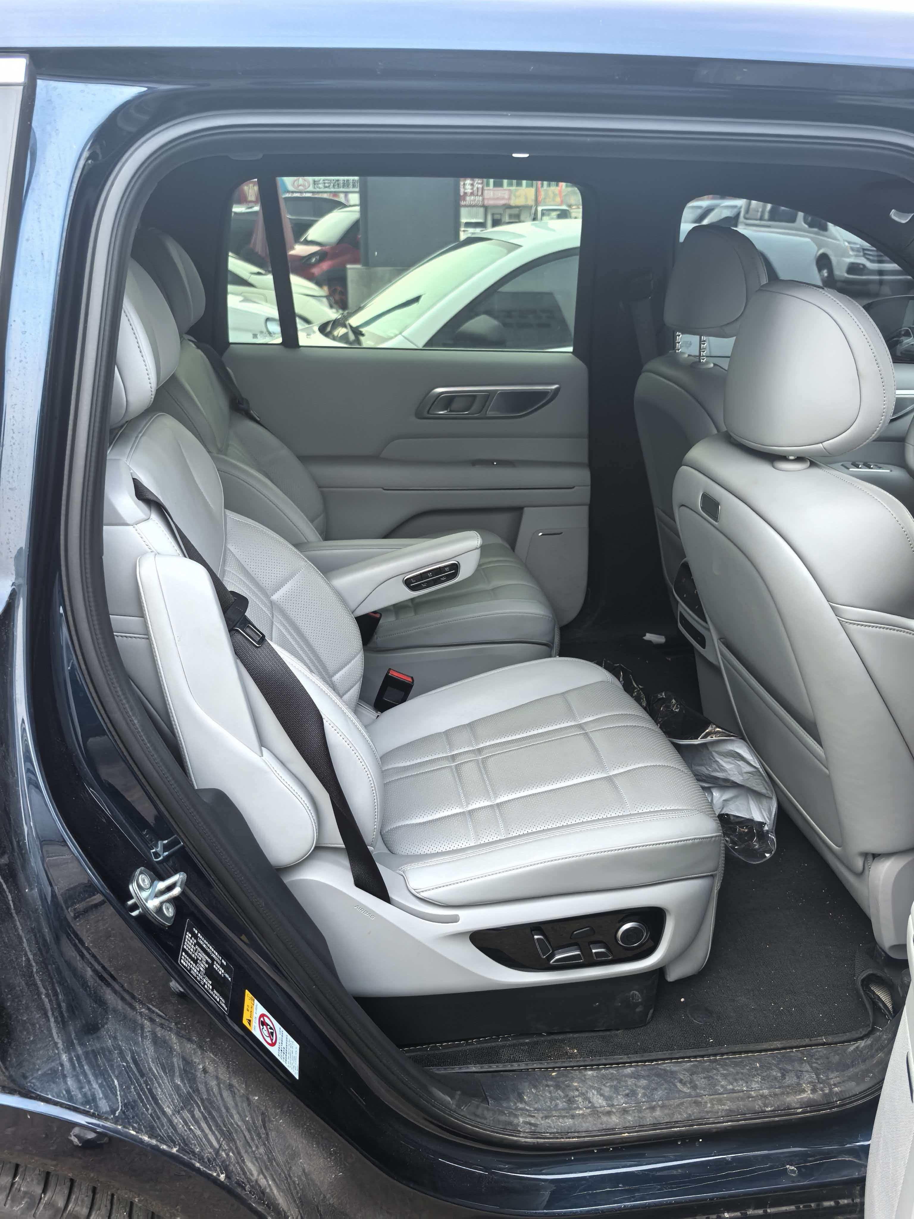 Deepal S09 2025 Four-wheel Drive Ultra High Edition 5