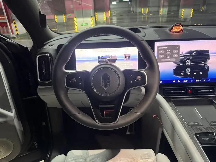 AITO 2025 Model AITO M9 Range-Extended Ultra Version 52kWh 6-Seater Automatic 5