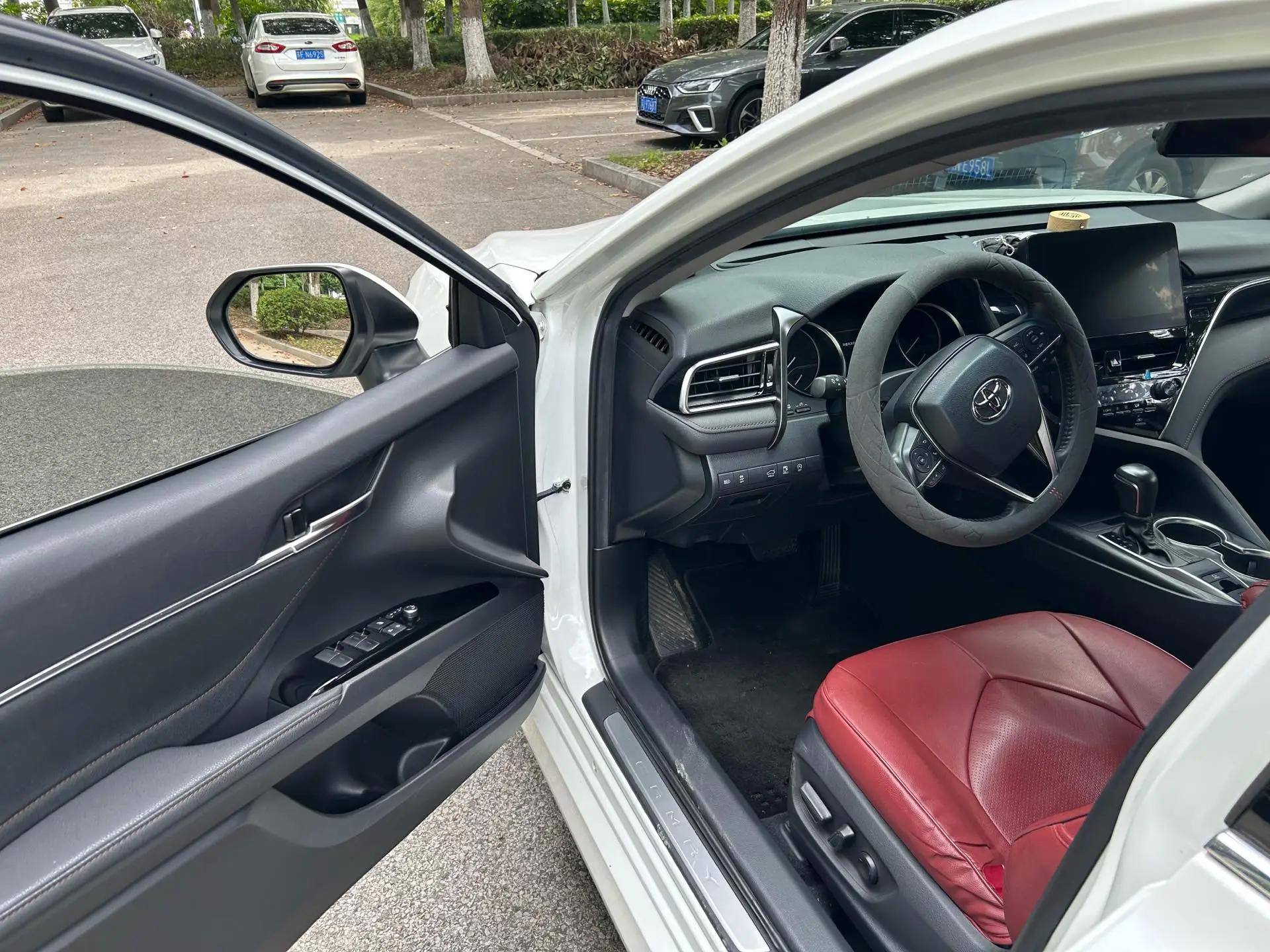Camry 2021 2.0G Luxury Edition 2