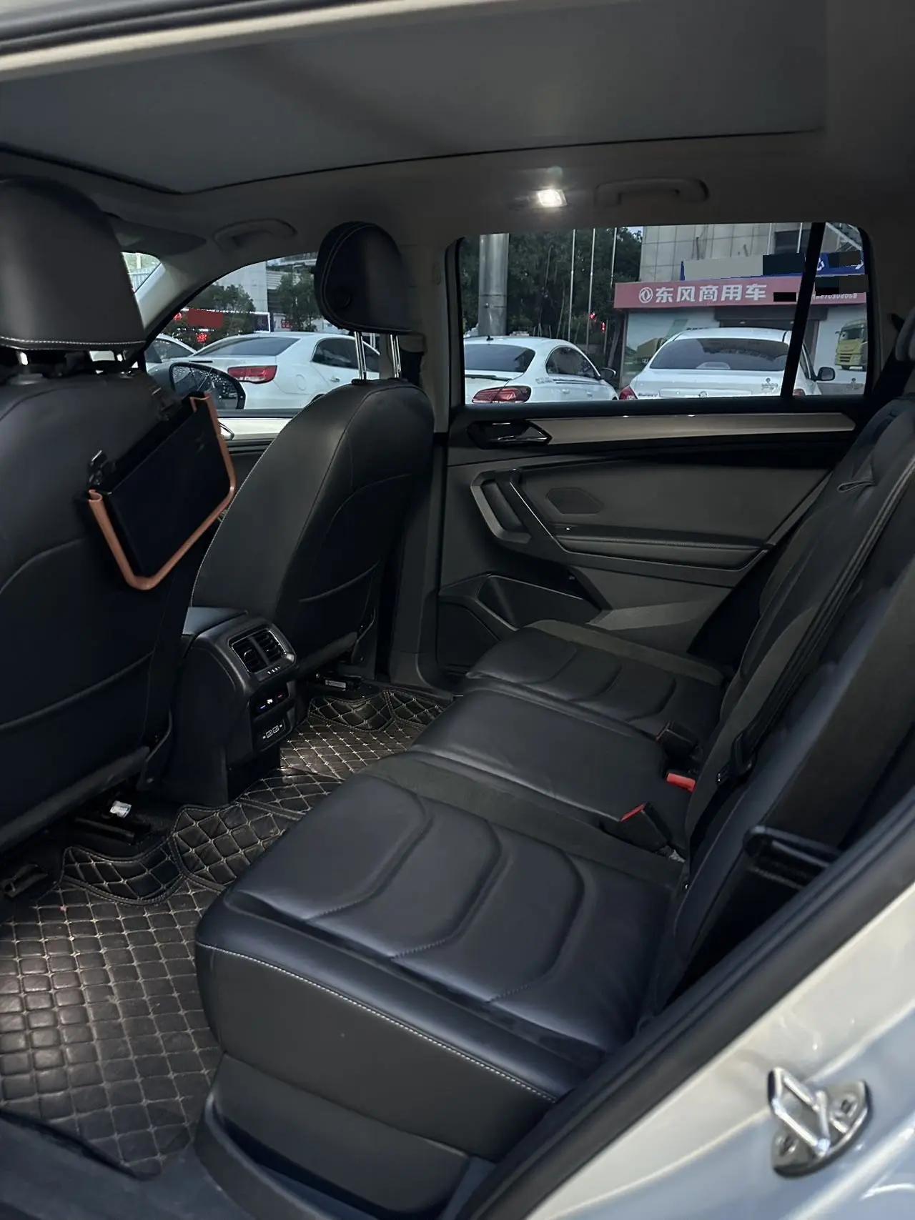 Tiguan L 2020 330TSI Auto Two-Drive Smart Deluxe Edition VI 4