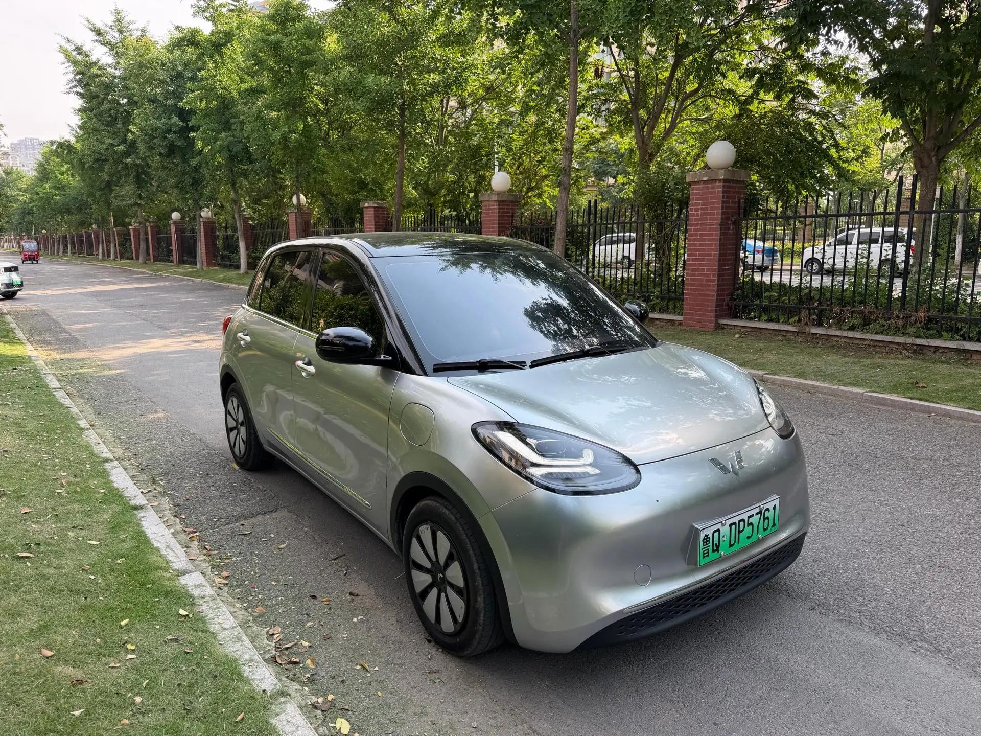 WuLing Plantronics 2024 333km LingBox Connected 3