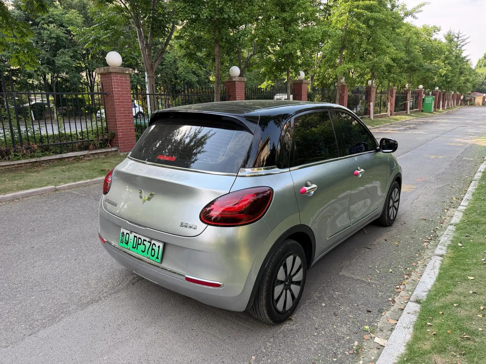 WuLing Plantronics 2024 333km LingBox Connected 5