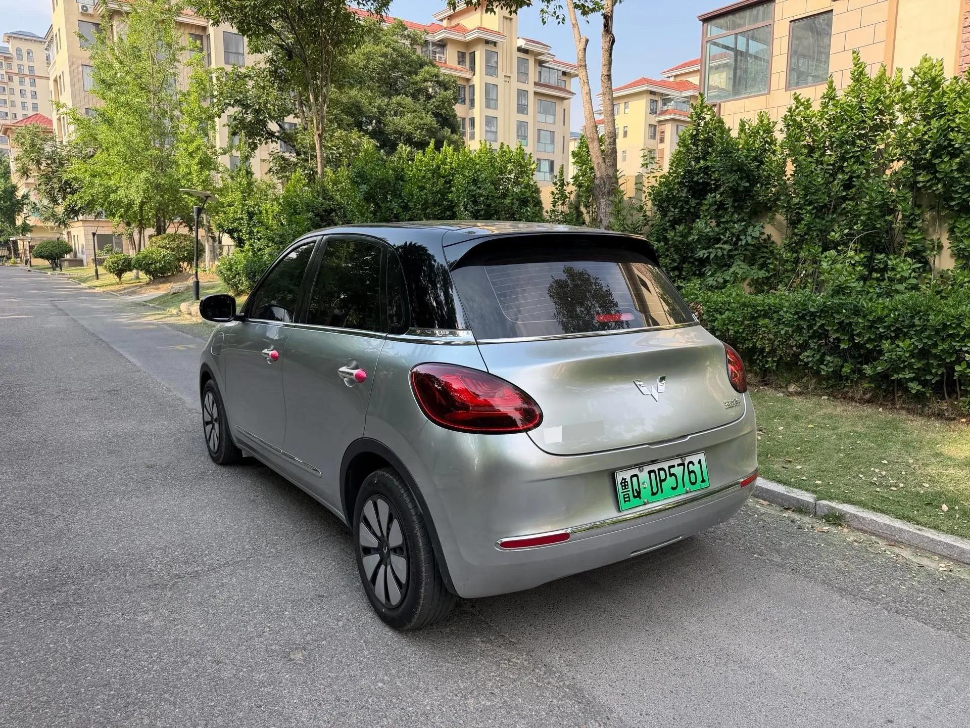 WuLing Plantronics 2024 333km LingBox Connected 6