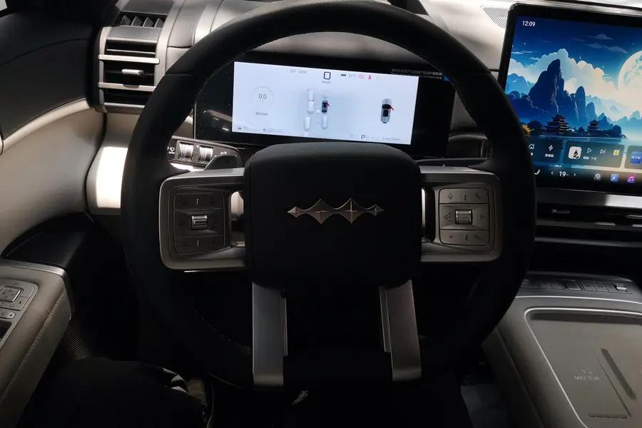 FangChengBao 2025 Titanium 7 1.5T Stepless 200KM Two-Drive Max Edition Automatic Gear 8