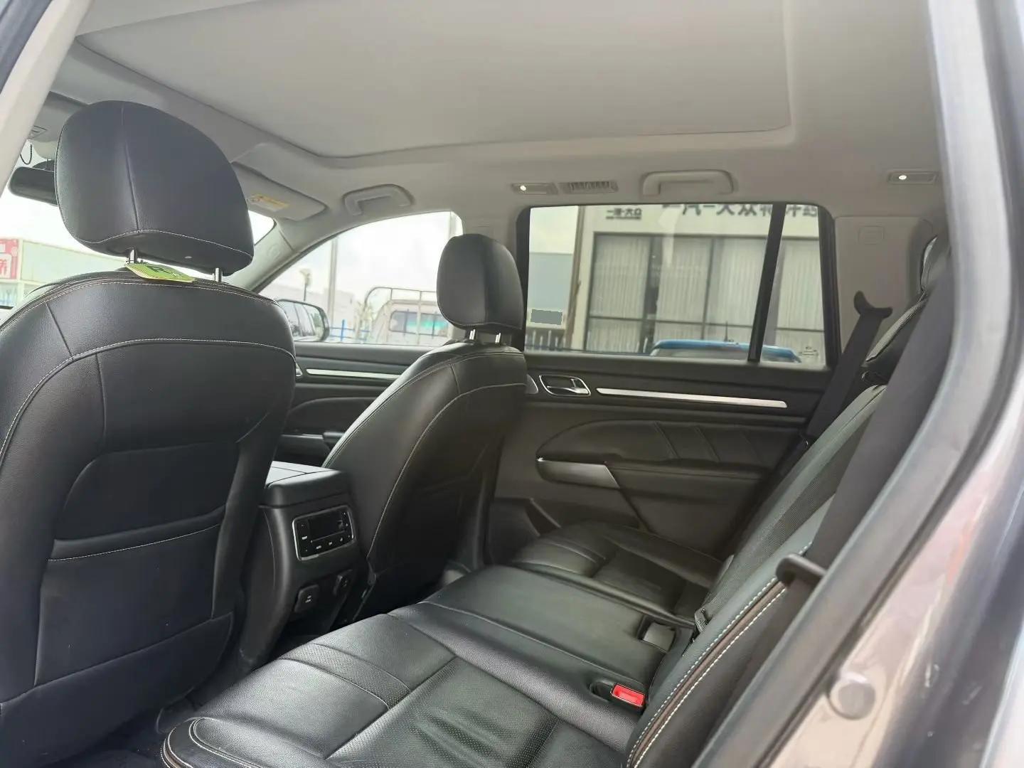 Chuanqi GS8 2020 390T Two-Drive Deluxe Zhilian Edition (7 seats) 6