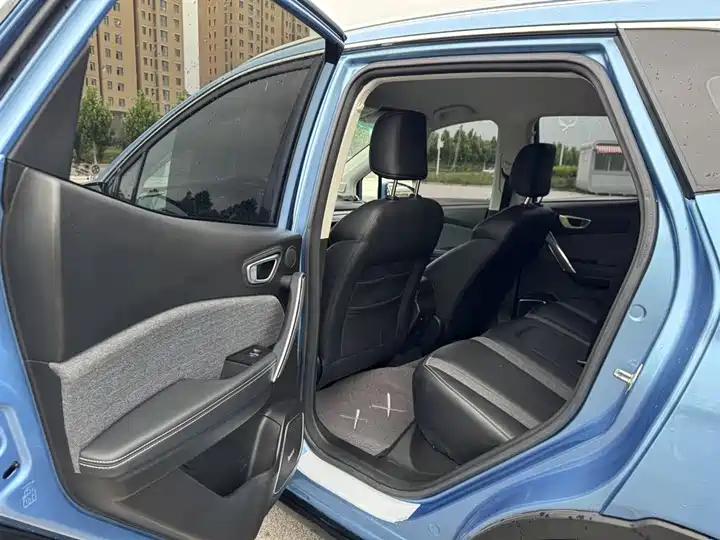 Beijing EX3 2019 R600 Jin Yue Edition 4