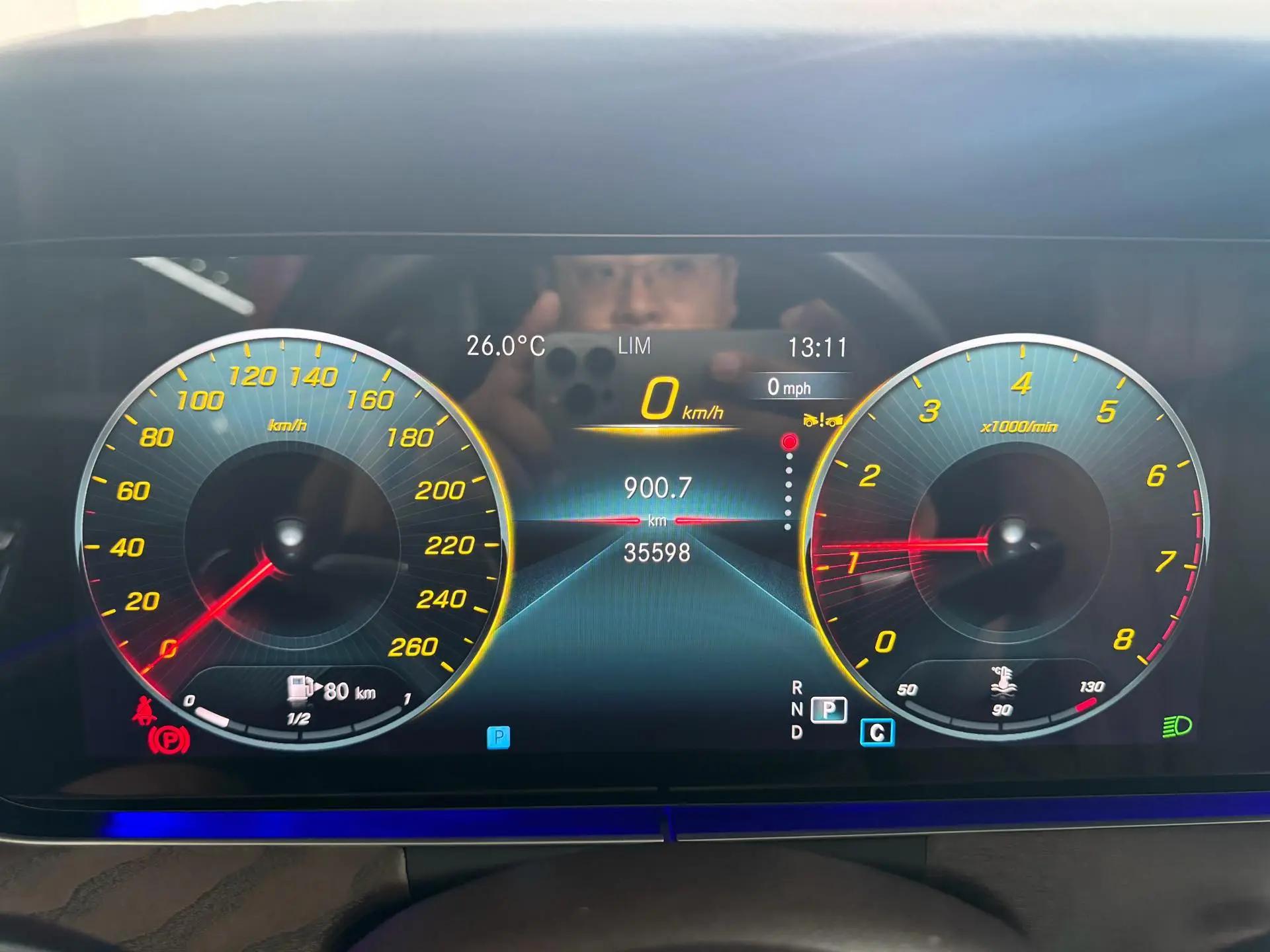 Mercedes Benz E Class 2023 E 300 L Luxury Model 8