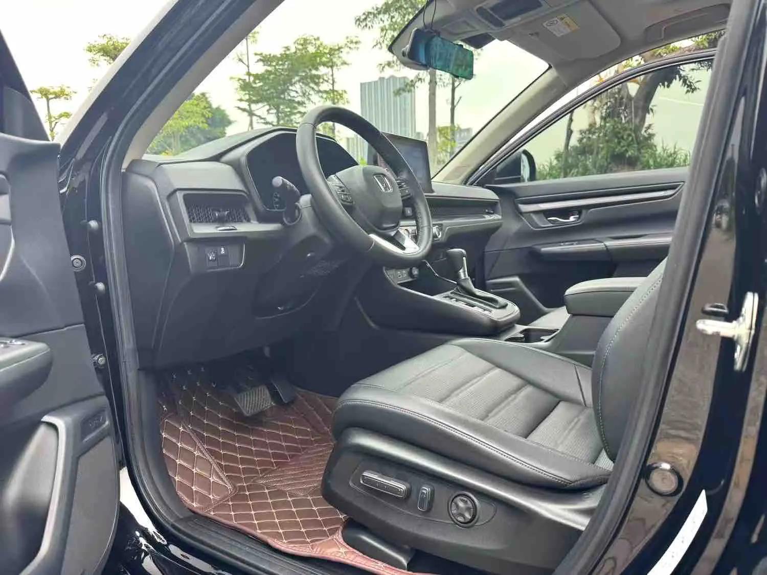 Honda CR-V 2023 240TURBO Two-Drive Front is still 5-seat Edition 4