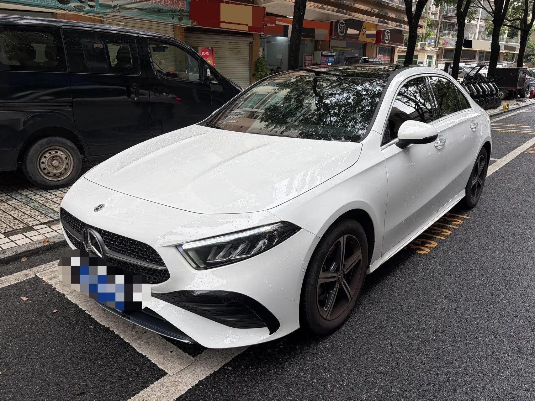 Открыть галерею: Mercedes Benz A- Class 2024 A 200 L 1.3T Fashion Model Automatic