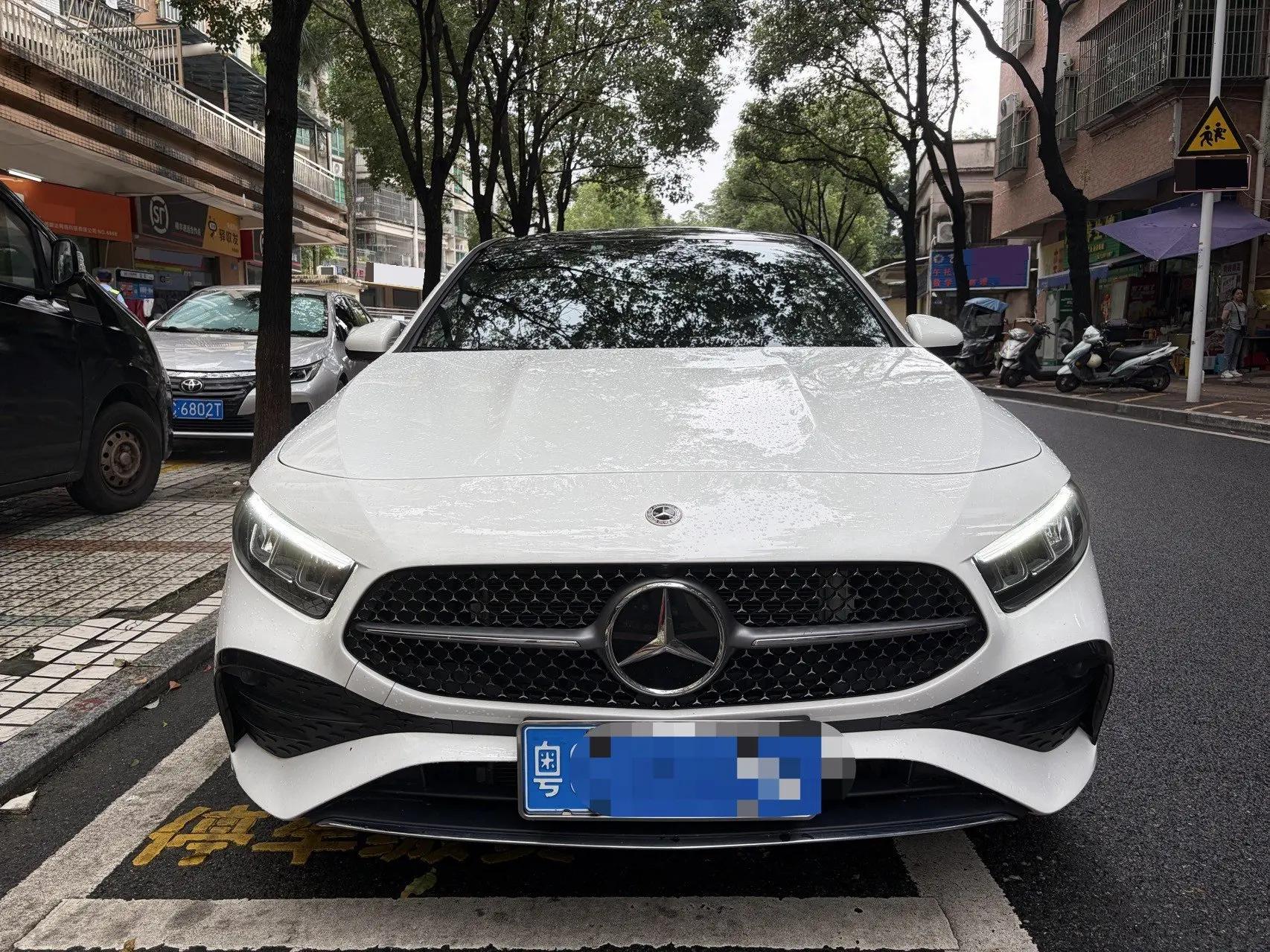 Mercedes Benz A- Class 2024 A 200 L 1.3T Fashion Model Automatic 2