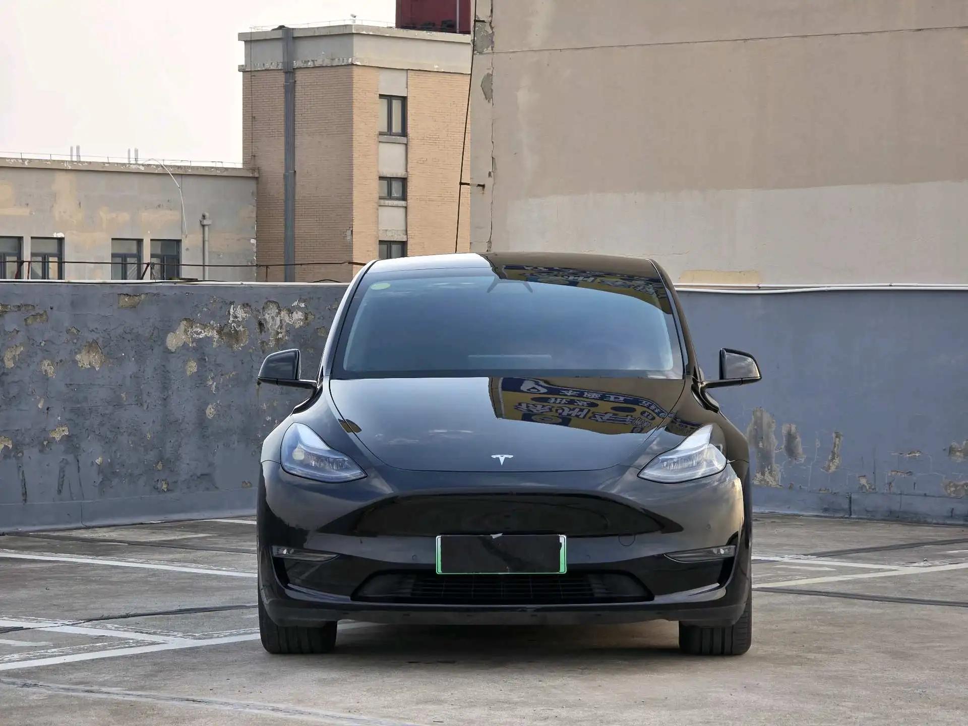 Model Y 2021 Long Range All-Wheel Drive Edition 2