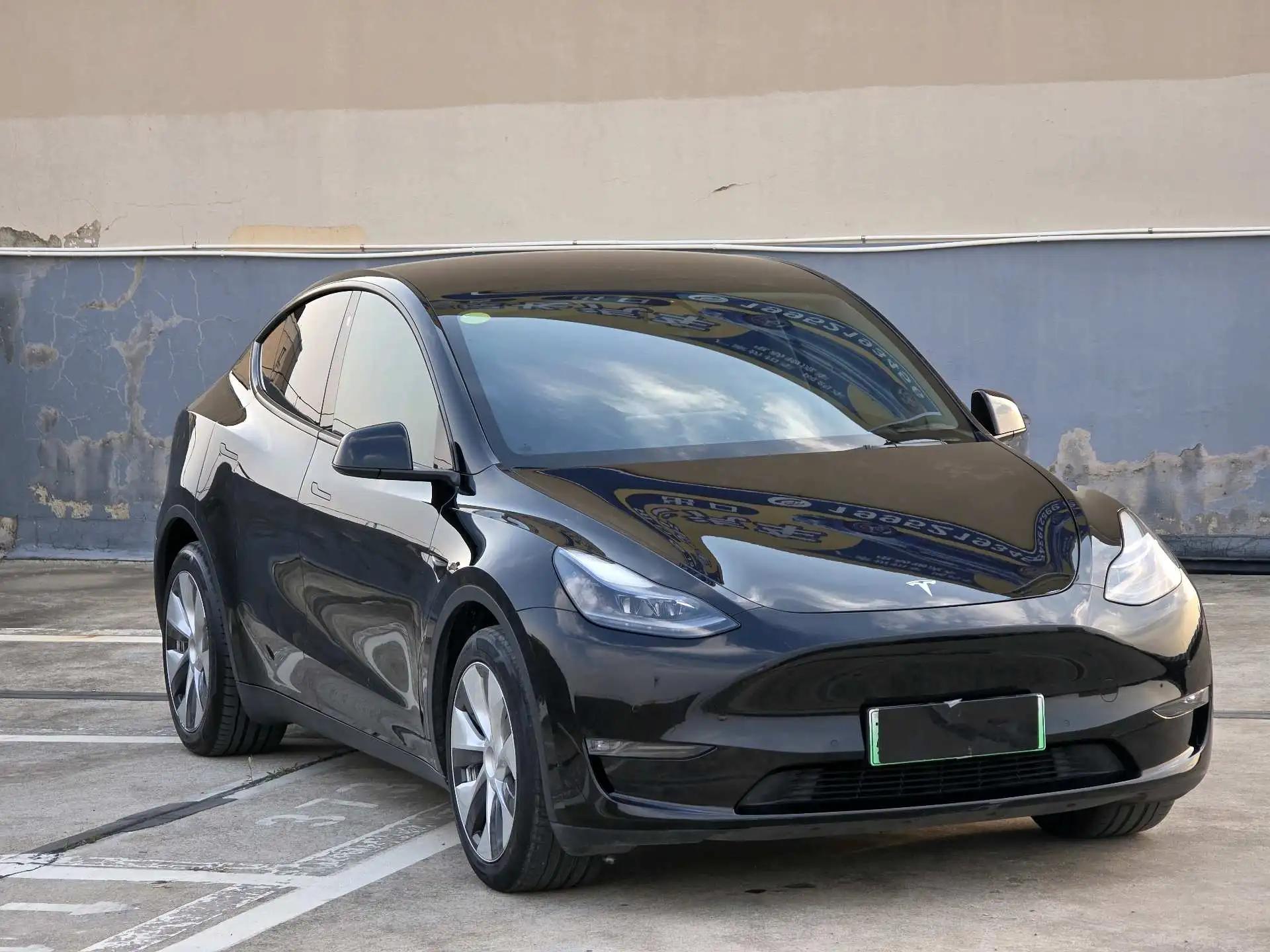 Model Y 2021 Long Range All-Wheel Drive Edition 3