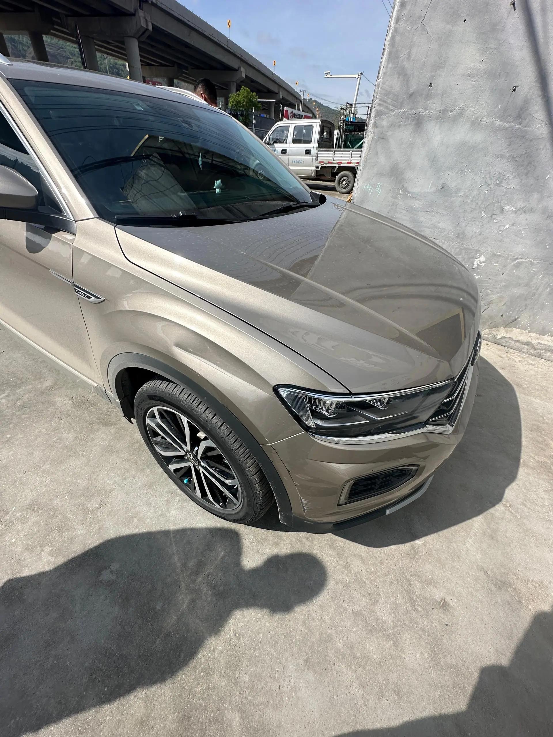 T-ROC Tange 2020 280TSI DSG Two-Drive Elite Model 4