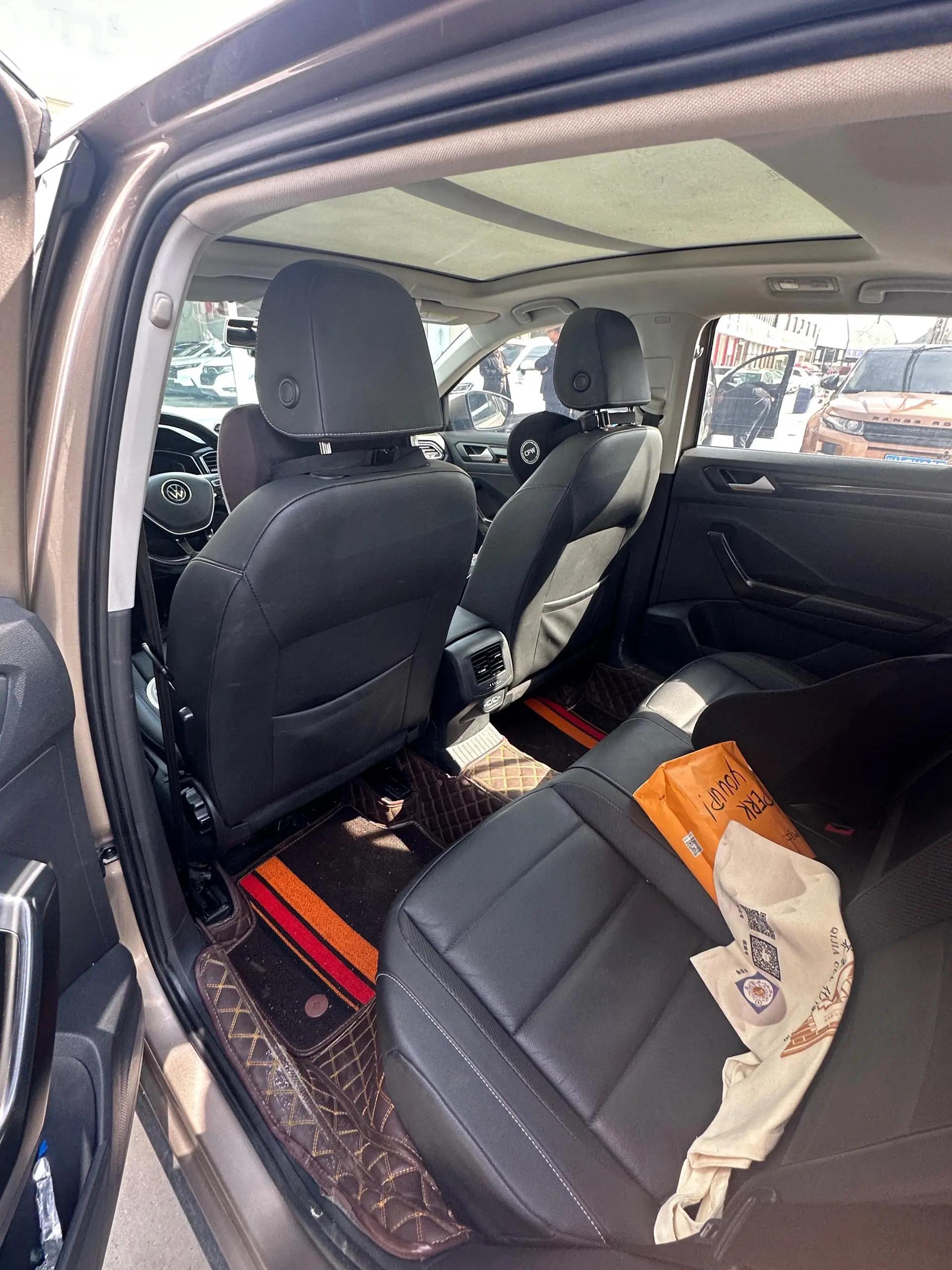 T-ROC Tange 2020 280TSI DSG Two-Drive Elite Model 7