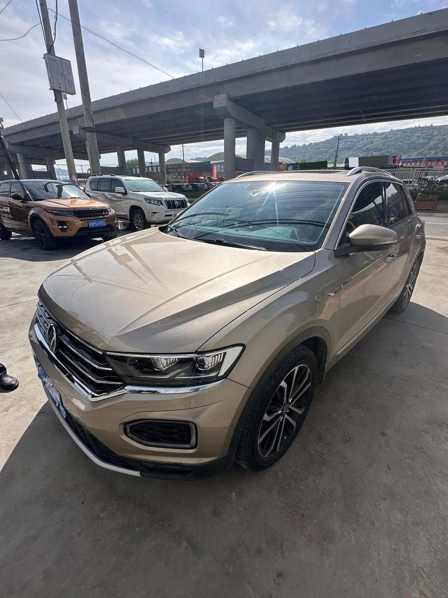 T-ROC Tange 2020 280TSI DSG Two-Drive Elite Model 8