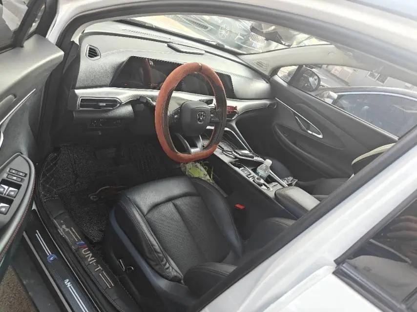 ChangAn UNI-T 2020 1.5T Honorable Model 2