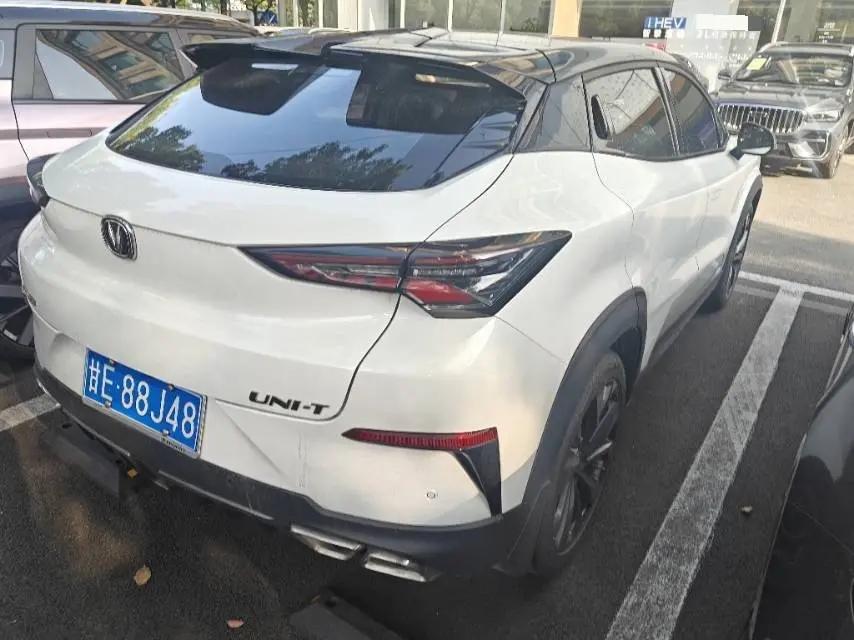ChangAn UNI-T 2020 1.5T Honorable Model 4