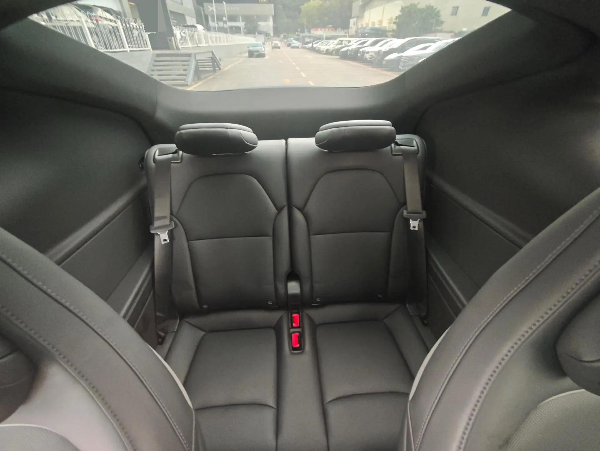Tesla 2025 Model Y Long Range All-Wheel Drive Automatic 6
