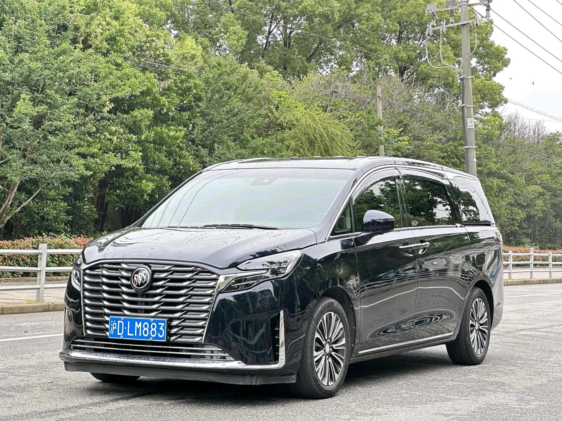 Buick GL8 2023 ES Lu Zun 653T Luxury Model