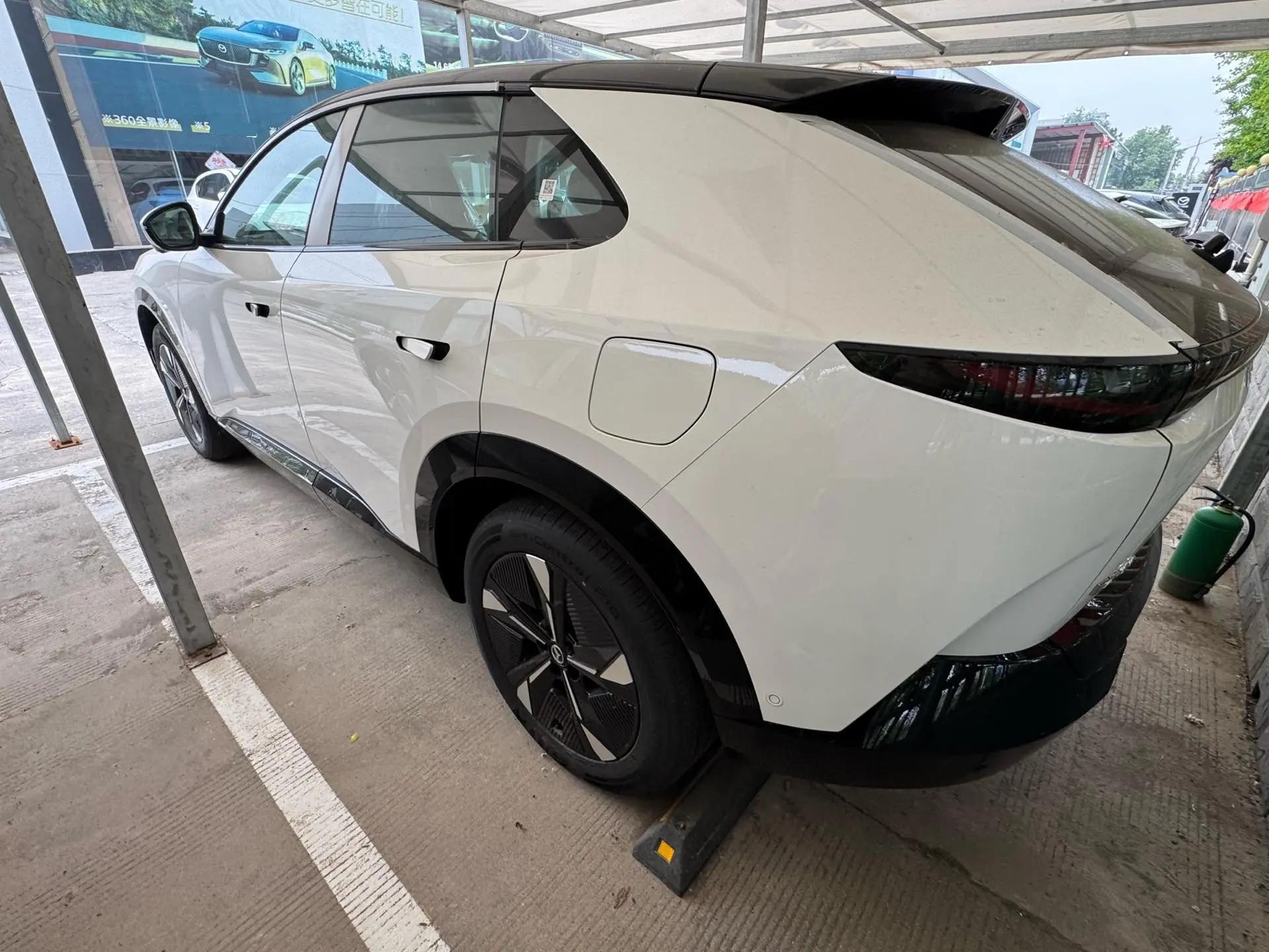 Mazda 2025 EZ-60 200 Pro automatic gear 3