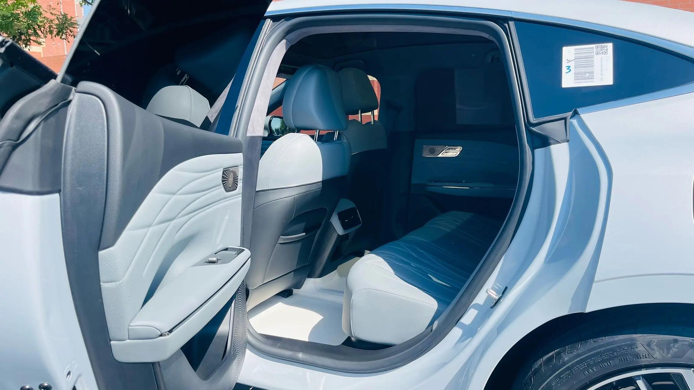 Geely Galaxy 2025 Model E8 700km Long-Range Intelligent Driving Version Automatic 7