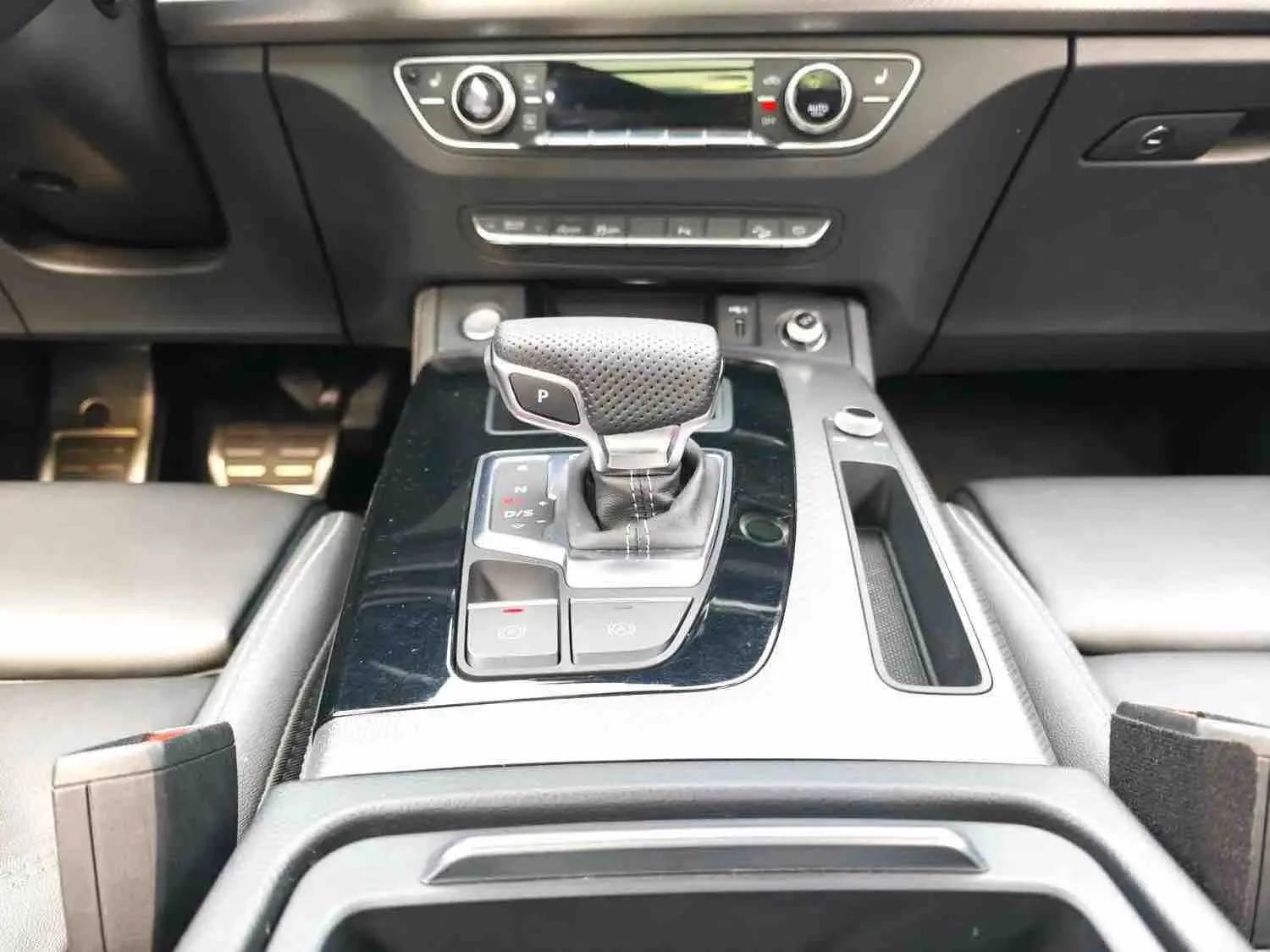 Audi 2024 Q5L 2.0TFSI 40TFSI Luxury Dynamic Edition, Automatic 8