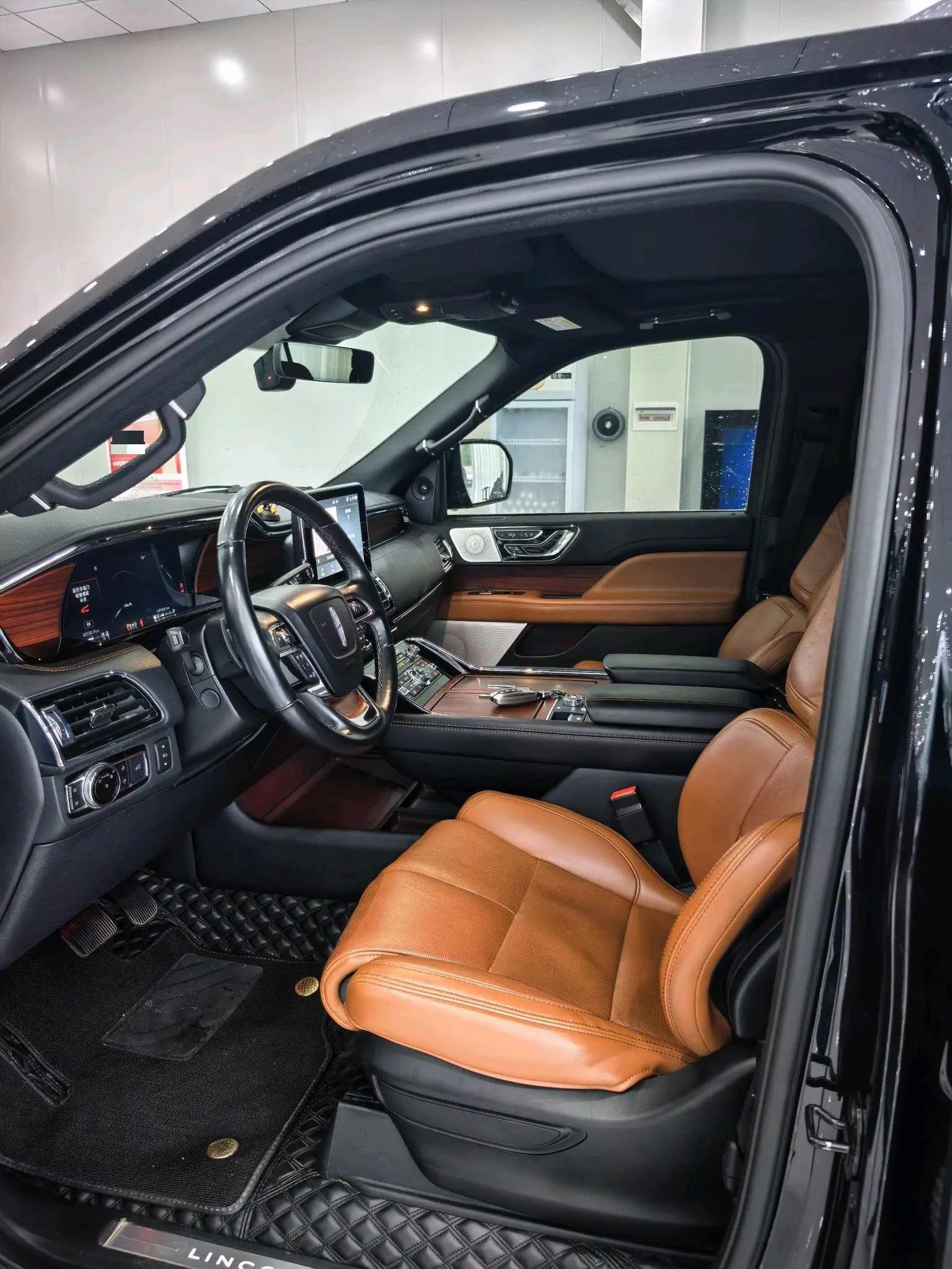 Navigator 2020 3.5T Honorable Edition 5