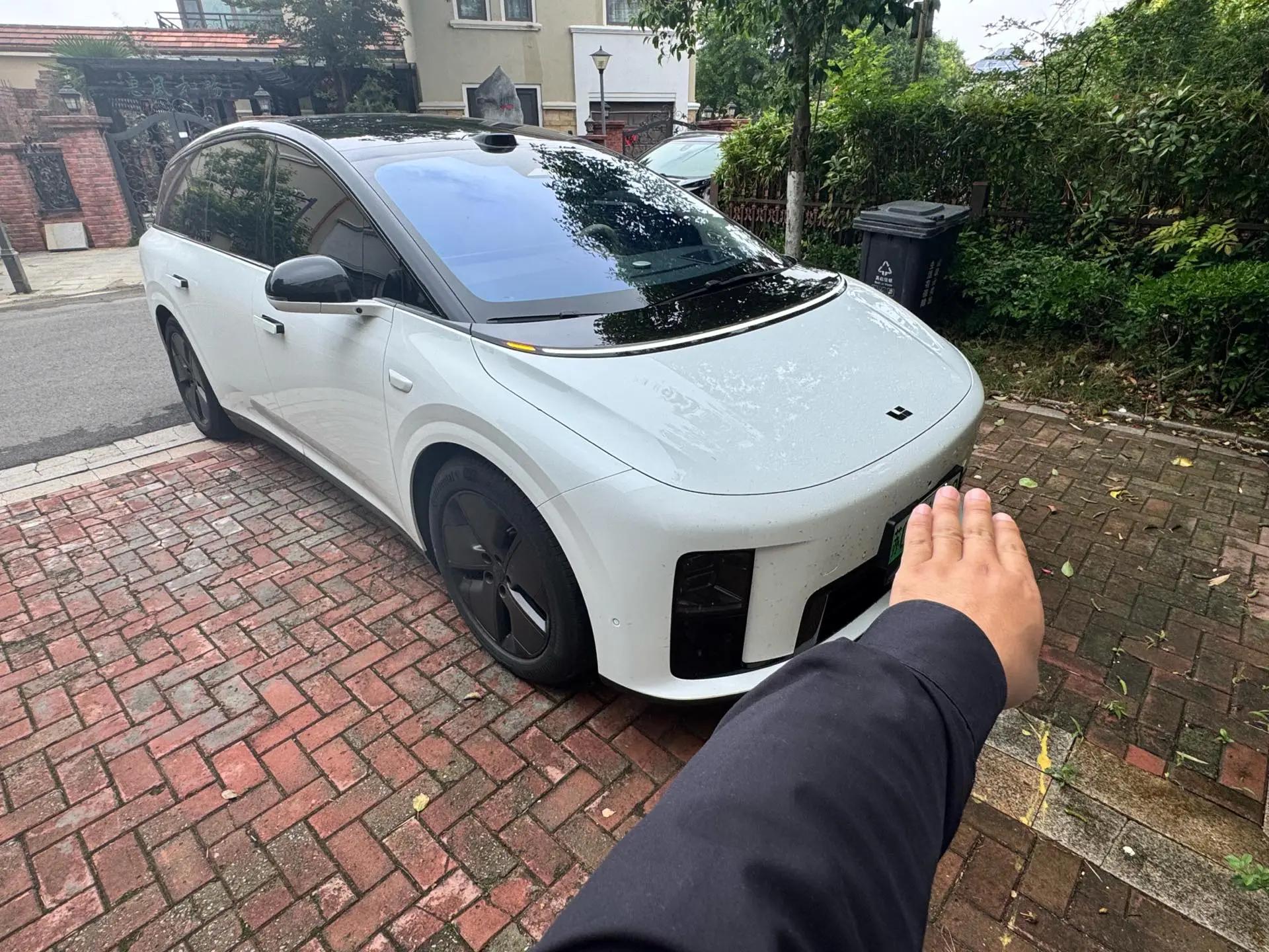 Li 2025 i8 Standard Edition Automatic 3