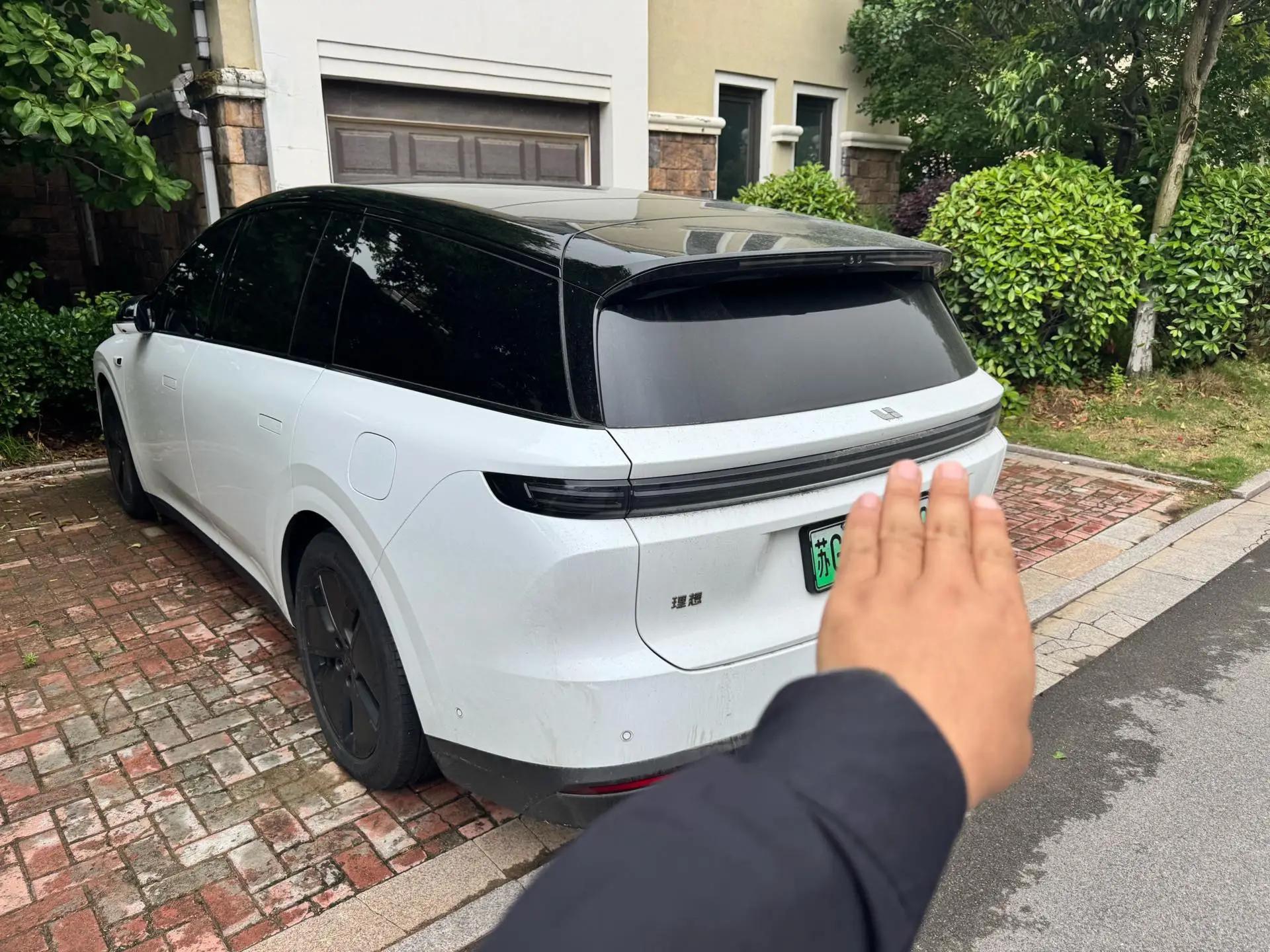 Li 2025 i8 Standard Edition Automatic 5