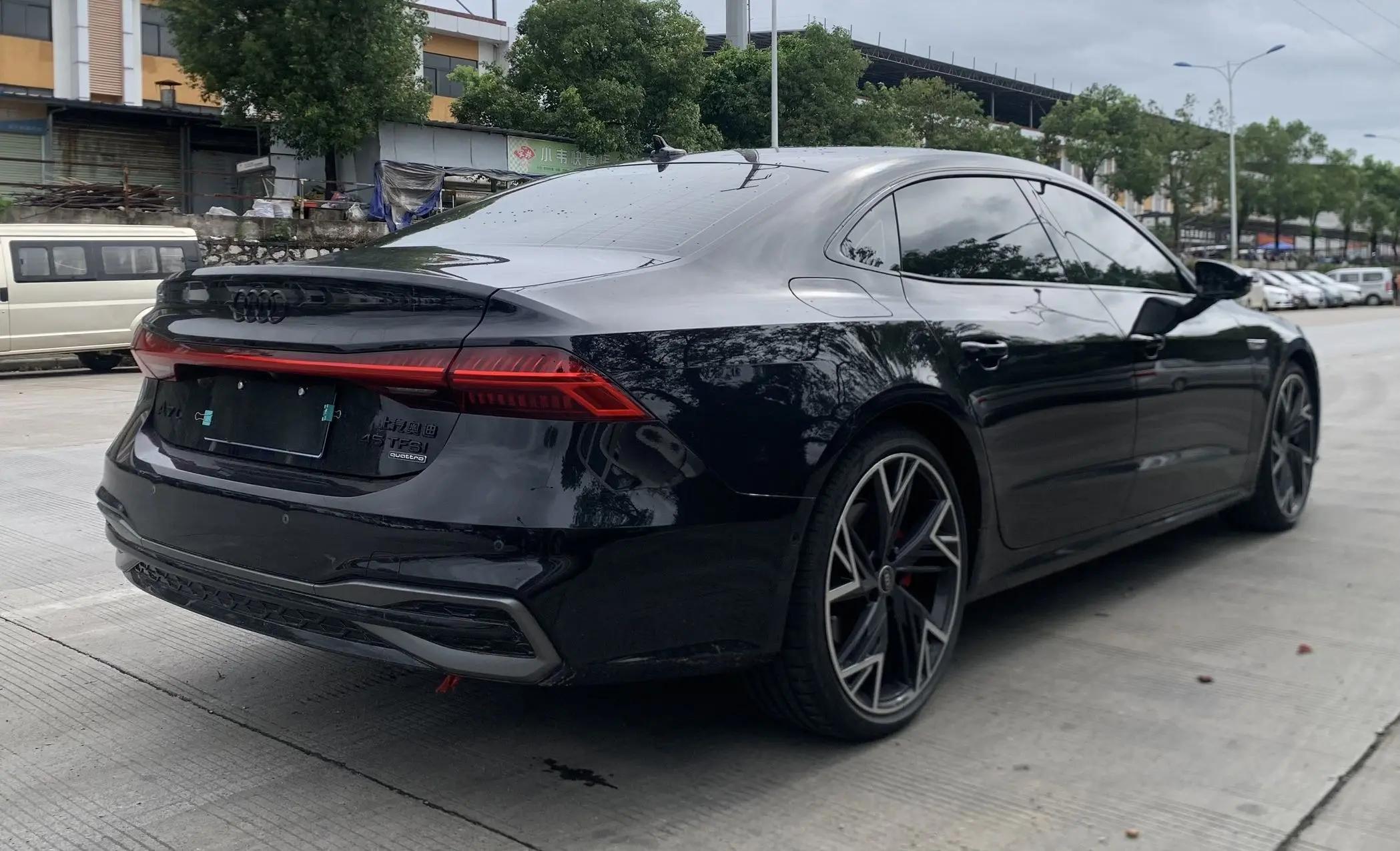 Audi 2024 A7L 2.0TFSI 45TFSI Quattro Black Warrior Edition Automatic 13