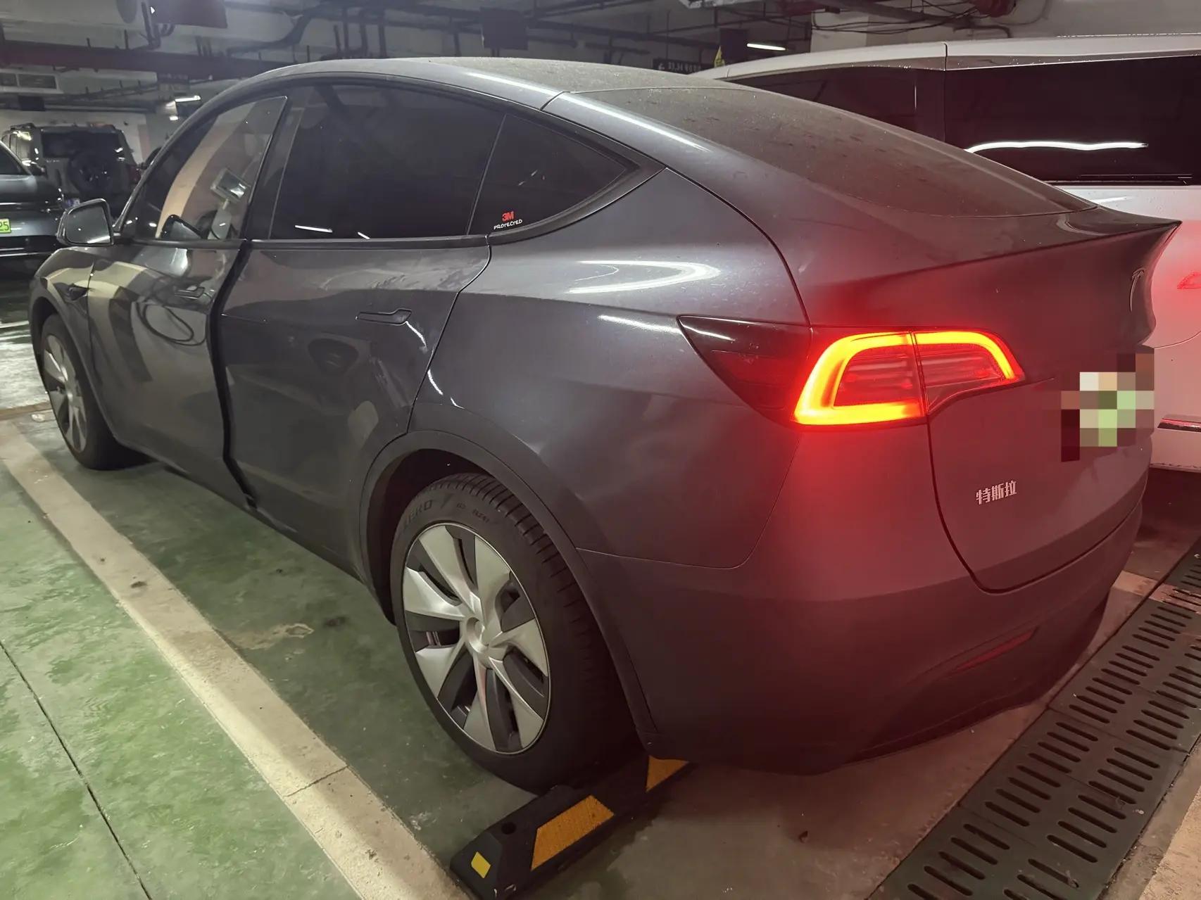 Model Y 2022 rear-wheel drive version 3