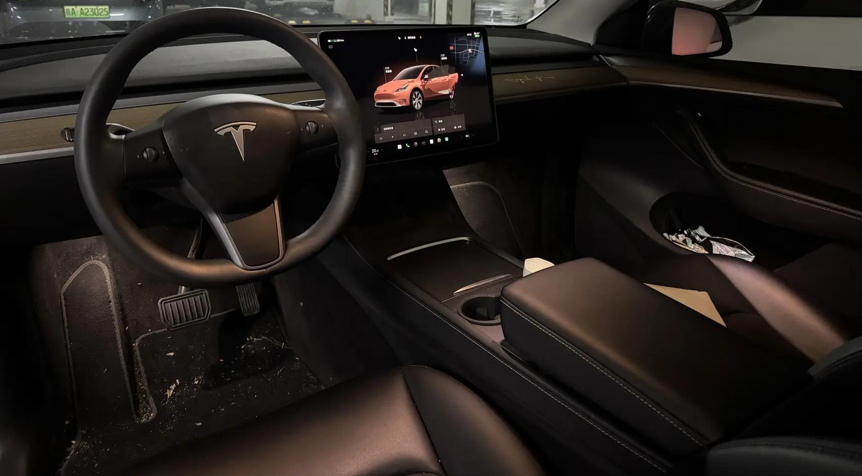 Model Y 2022 rear-wheel drive version 6